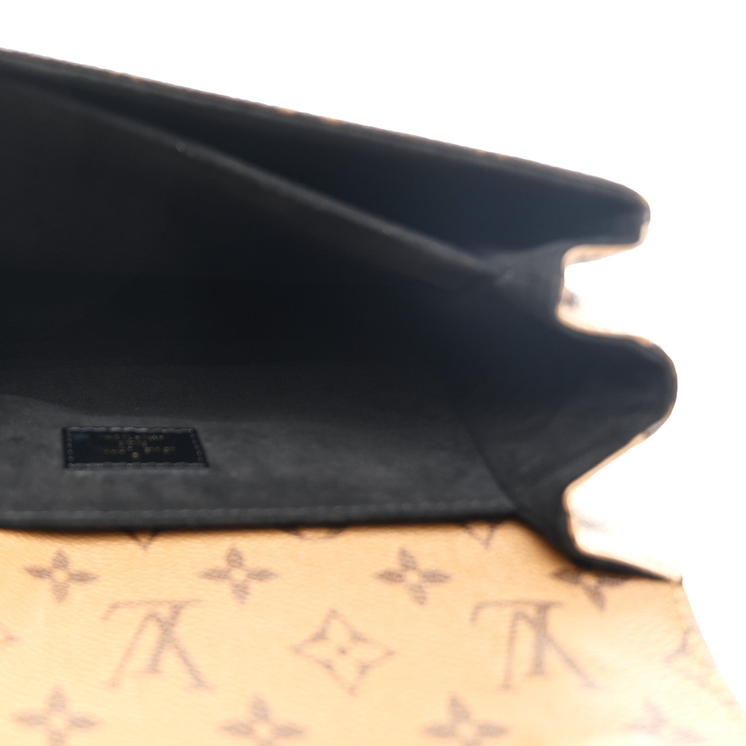 Reverse Monogram Pochette Metis