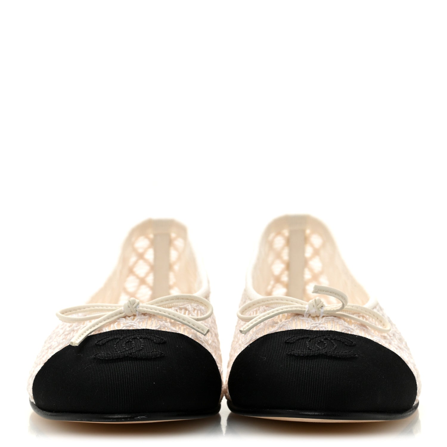 Embroidered Grosgrain Cap Toe Ballerina Flats 37.5 White Black