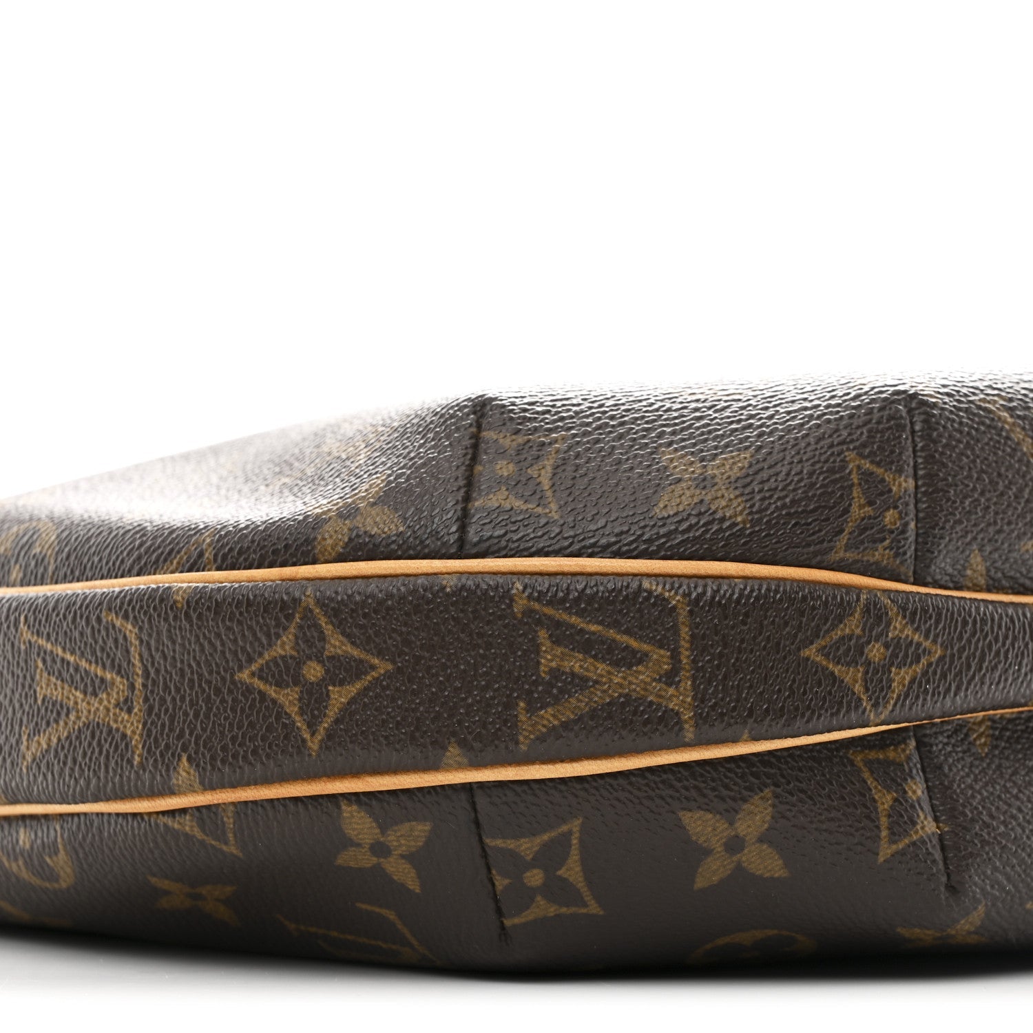 Monogram Croissant MM