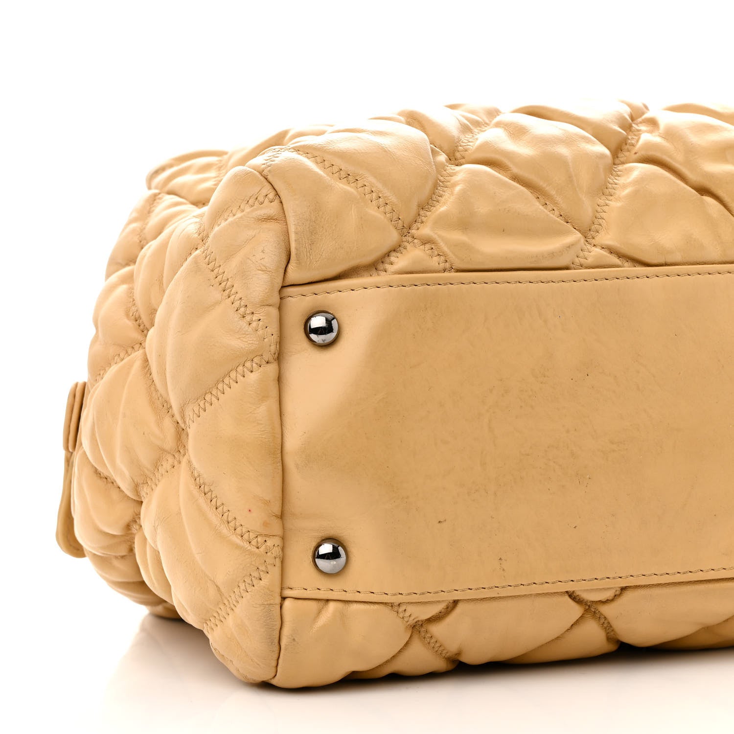Lambskin Bubble Quilt Bowler Beige