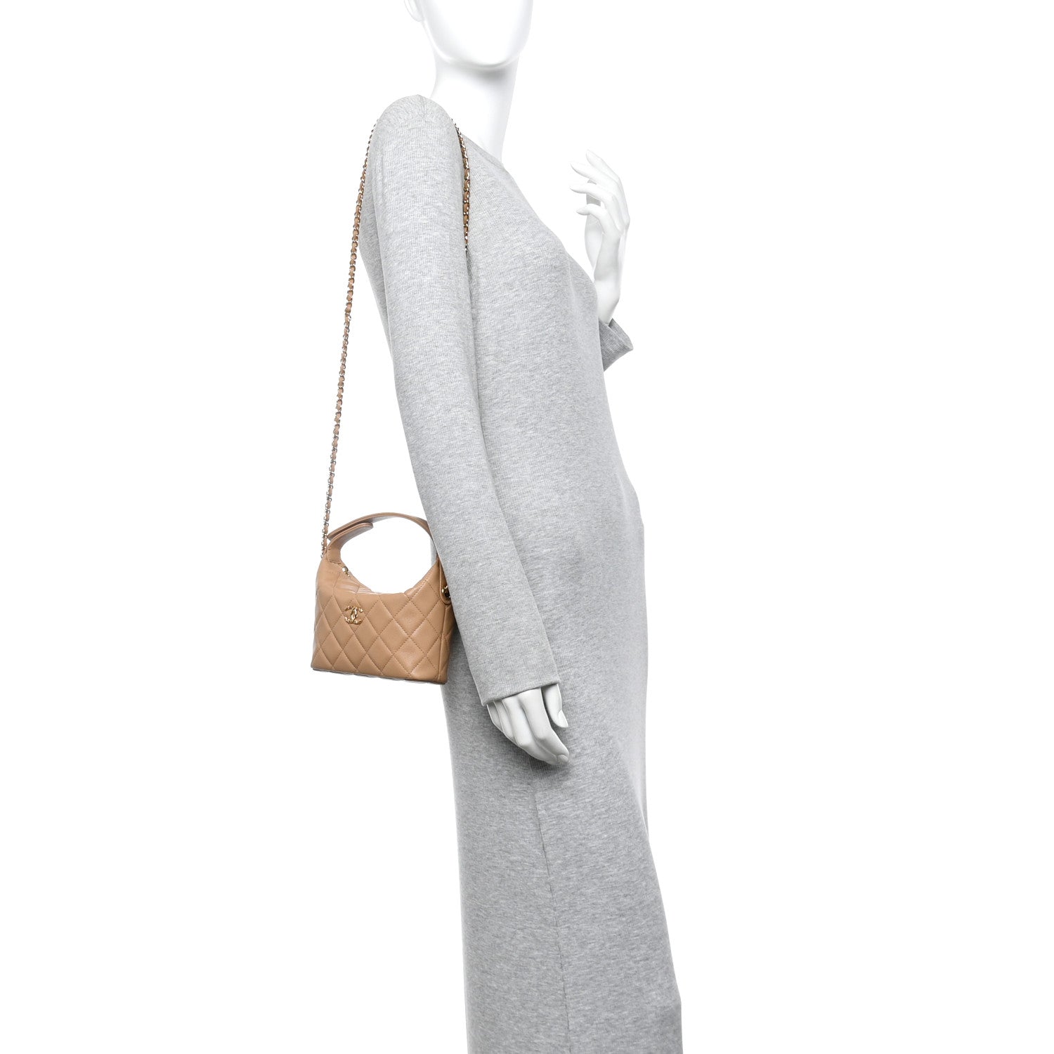 Shiny Caviar My Cush Hobo Clutch With Chain Beige
