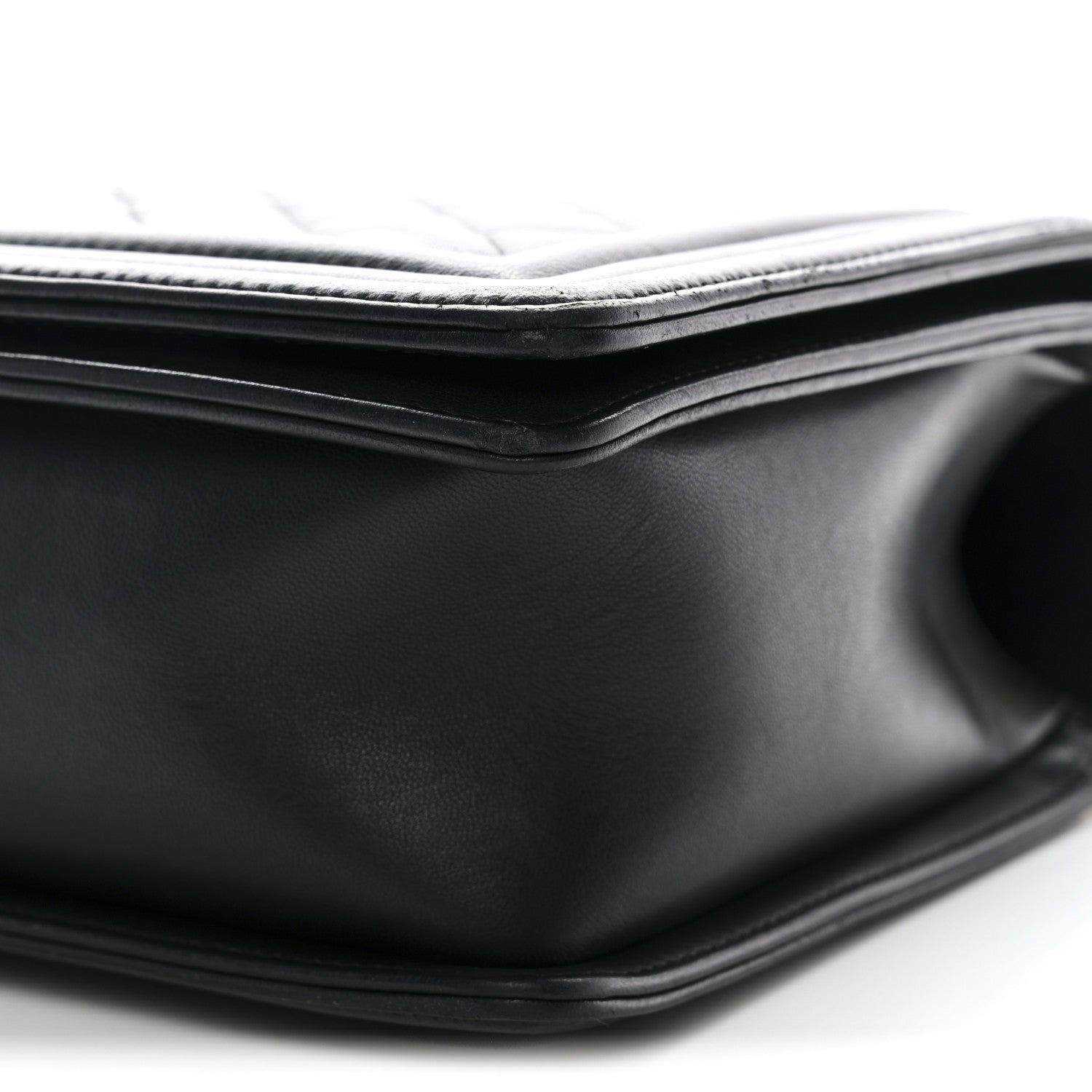 Calfskin Quilted New Medium Boy Flap Black