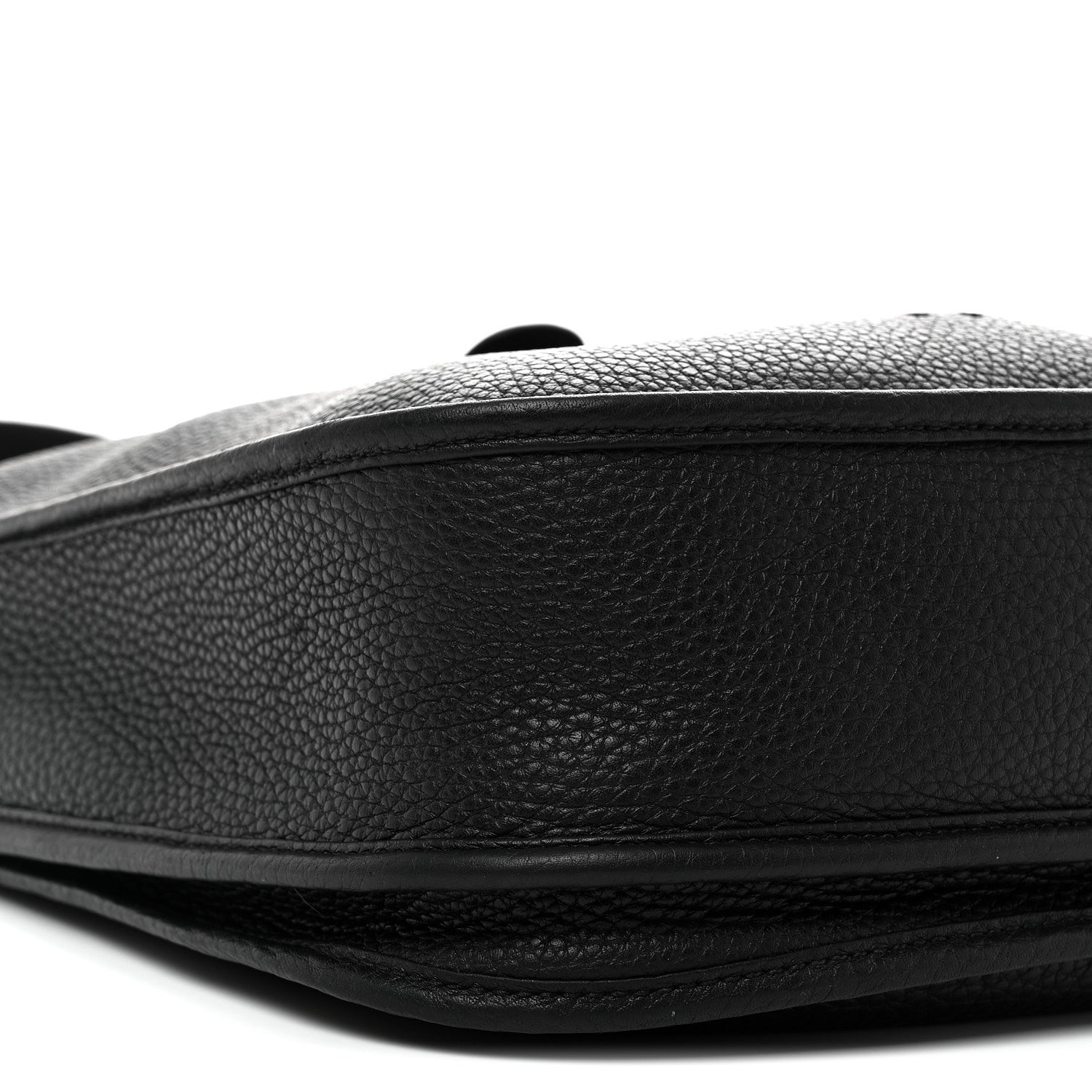 Taurillon Clemence Evelyne III PM Black