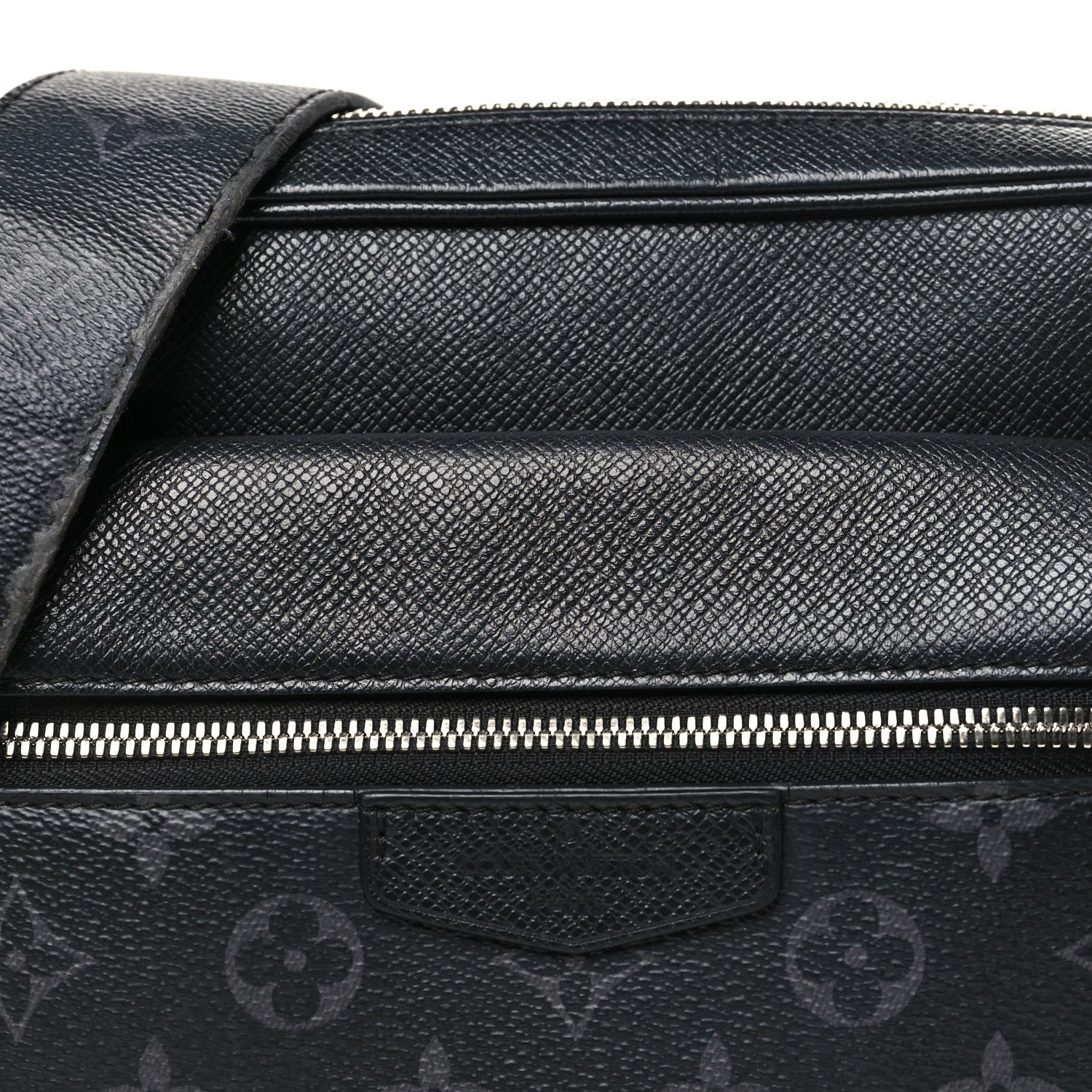 Taiga Monogram Eclipse Outdoor Messenger Black