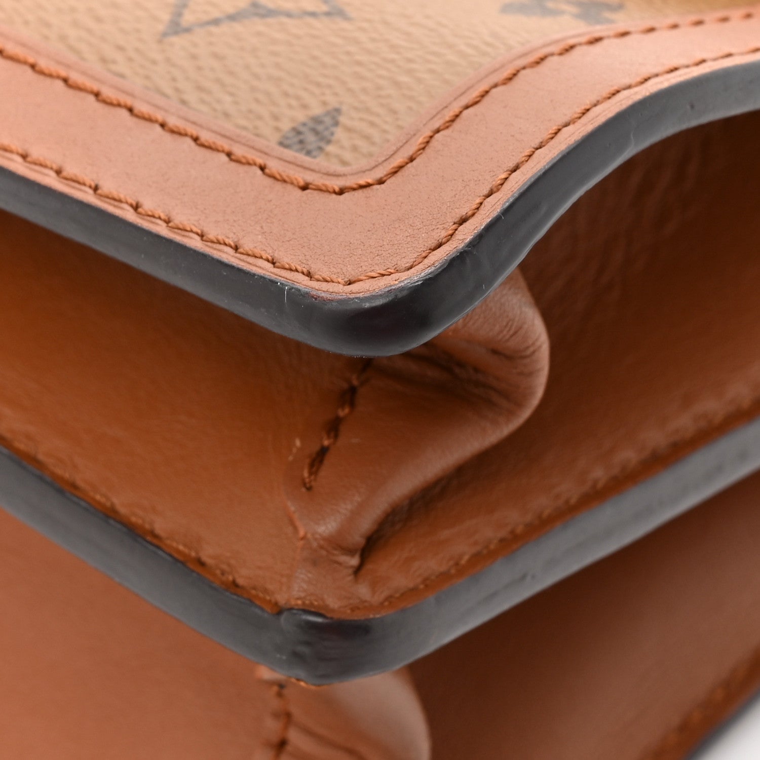 Reverse Monogram Dauphine MM