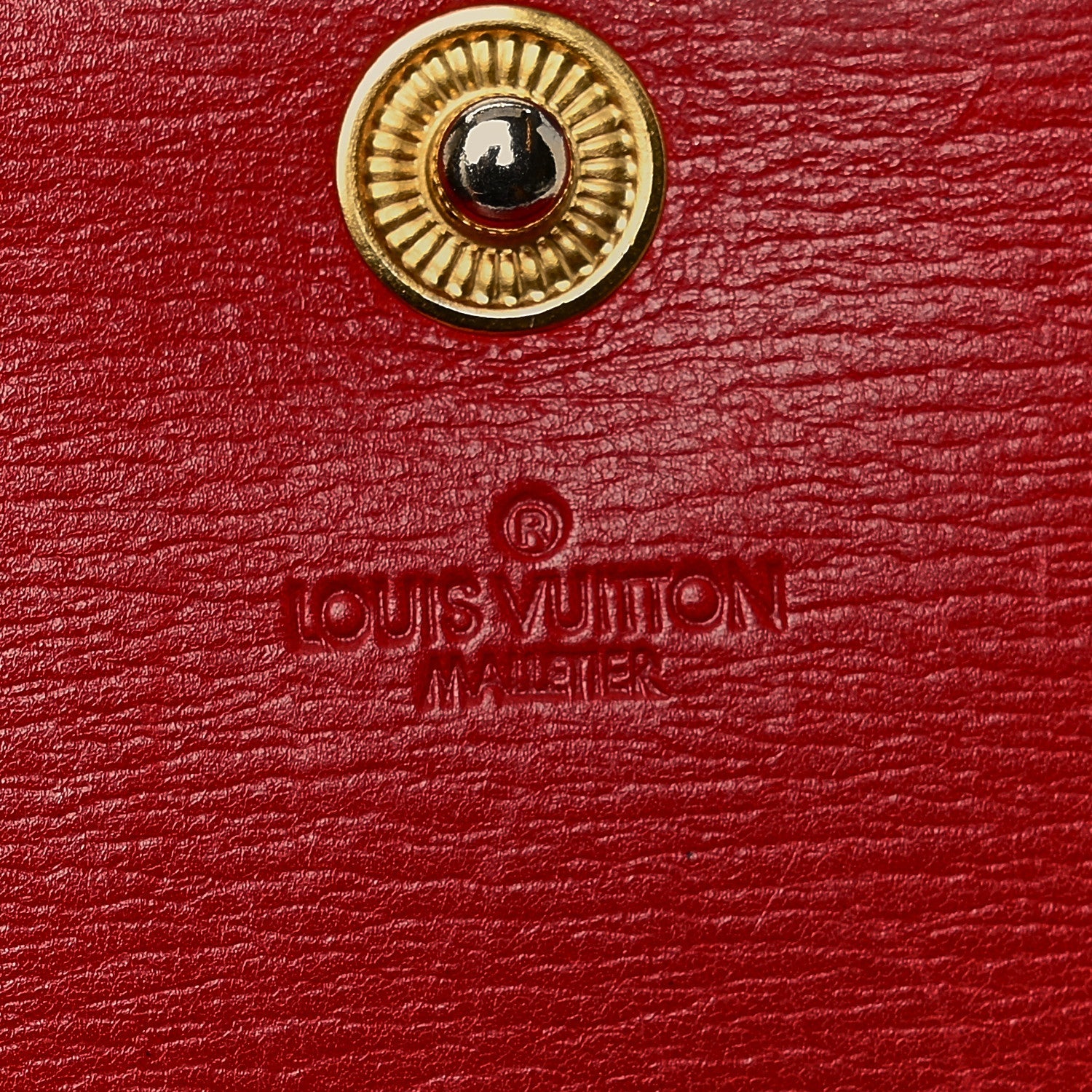 Epi Porte Tresor International Wallet Castillan Red