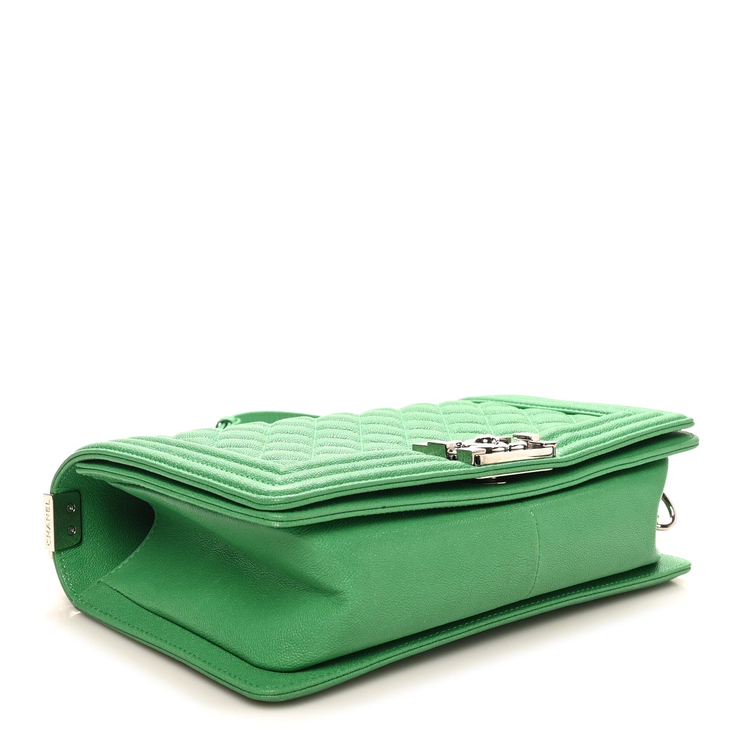 Caviar Quilted Medium Boy Flap Green