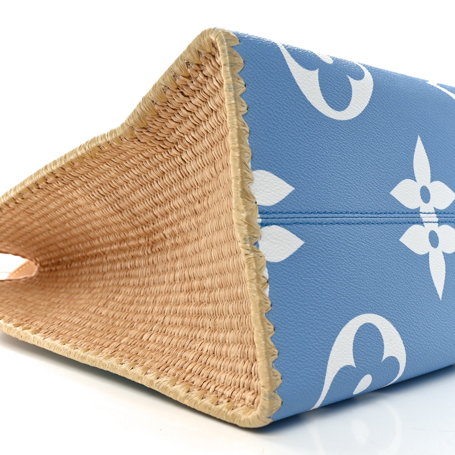 Monogram Giant Raffia Hamptons By The Pool Onthego GM Blue