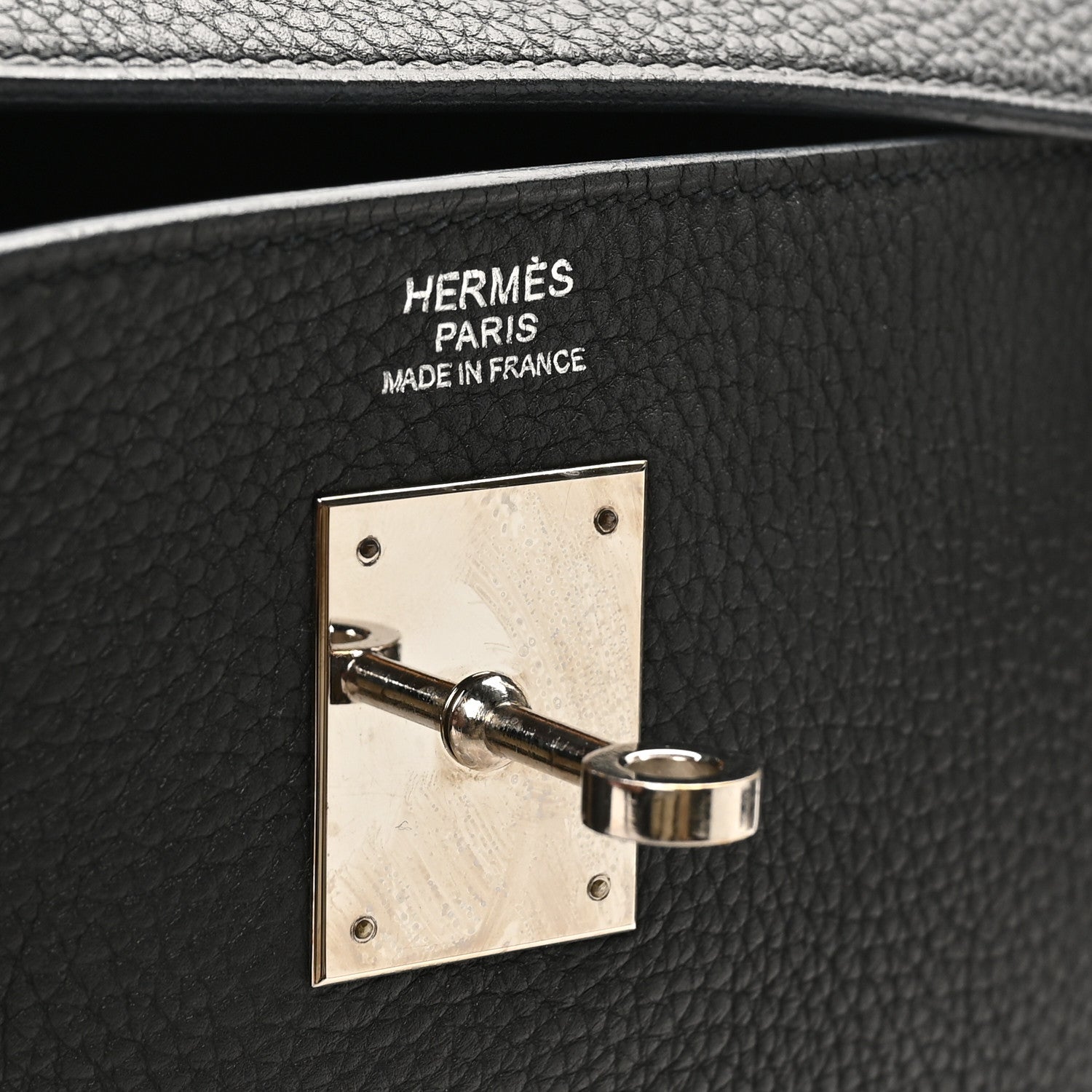 Togo Kelly Retourne 32 Black