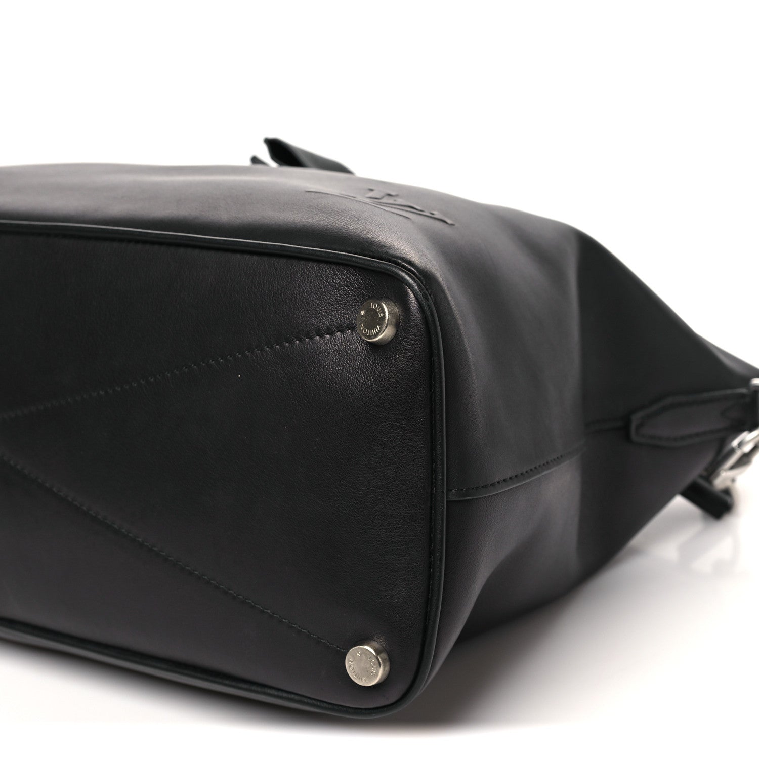 Smooth Millesime Calfskin Lockit MM Black