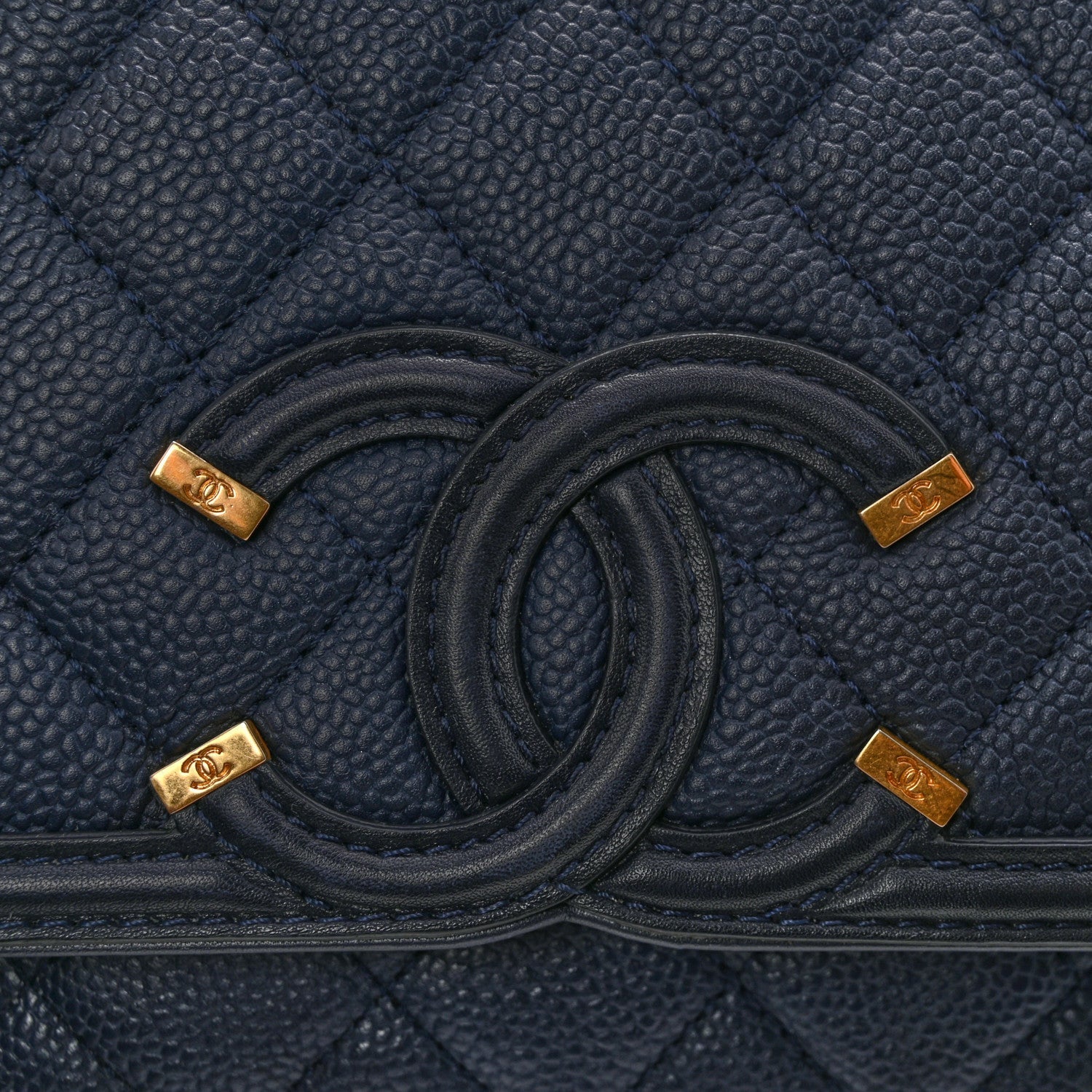Caviar Quilted Small CC Filigree Flap Navy