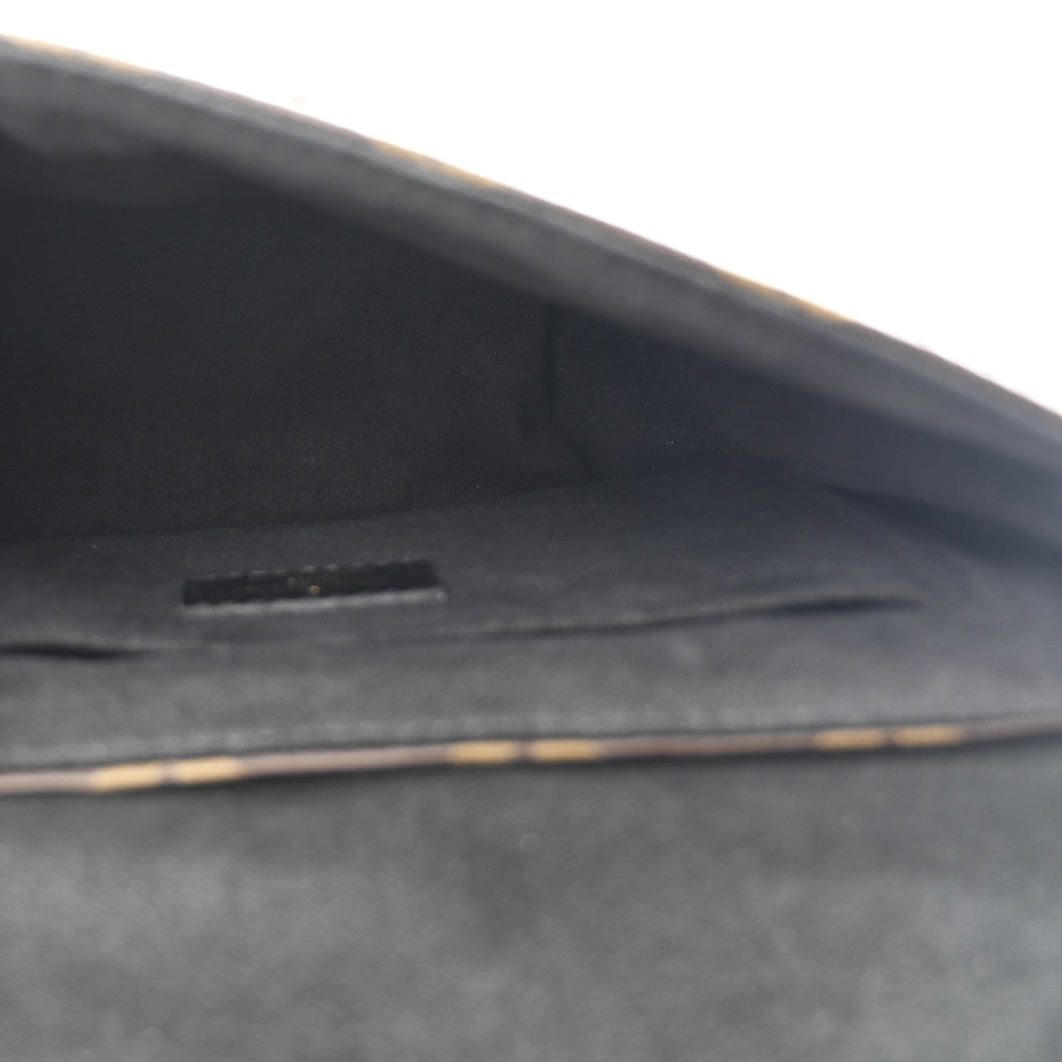 Monogram Locky BB Black