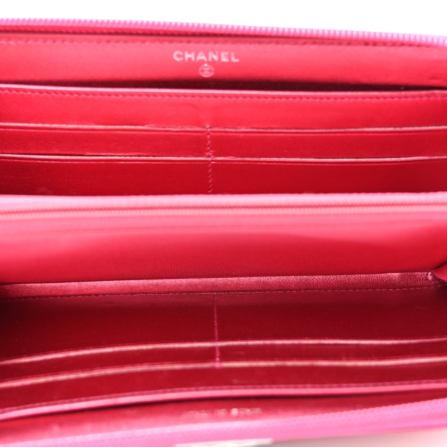 Metallic Patent Calfskin Quilted Boy L-Gusset Zip Wallet Pink
