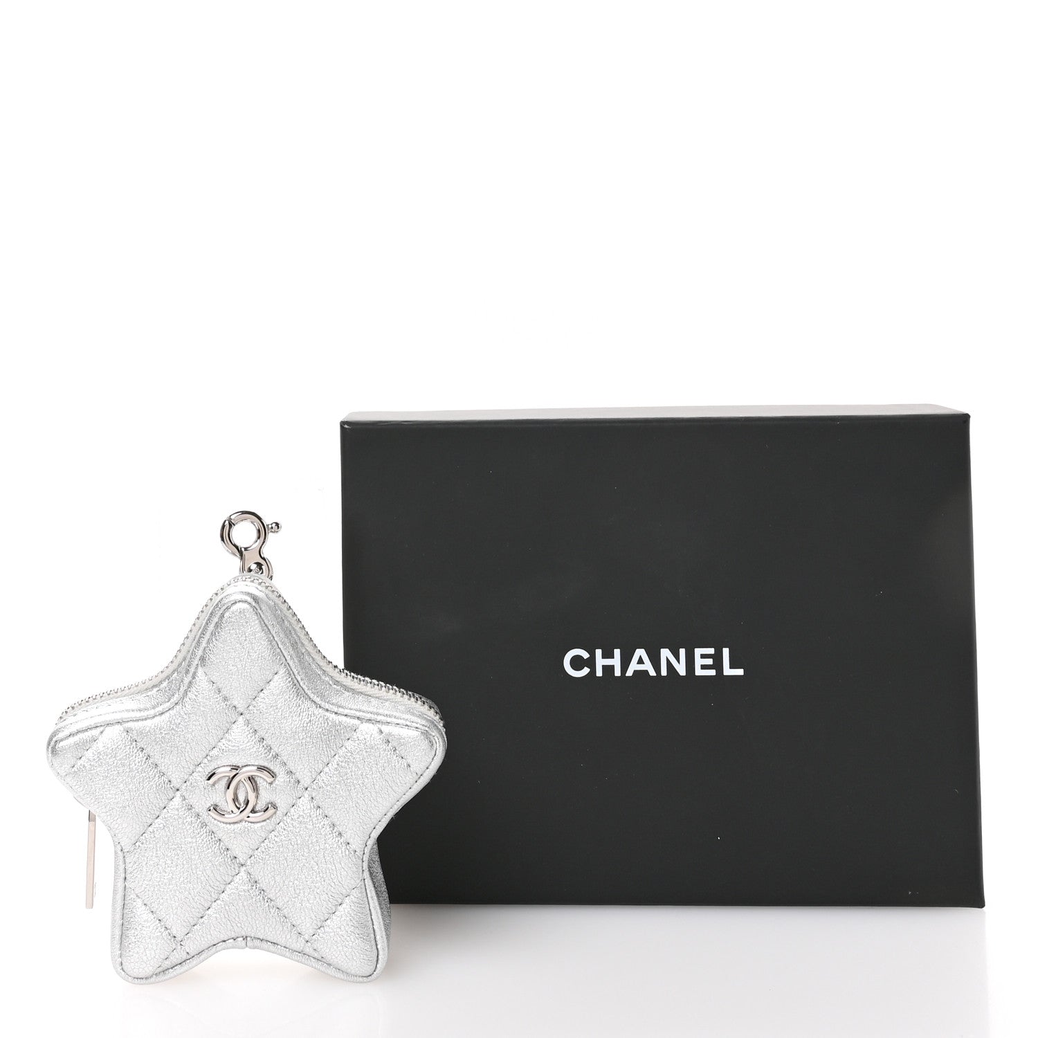 Metallic Lambskin Walk Of Fame Star Clip On Coin Purse Silver