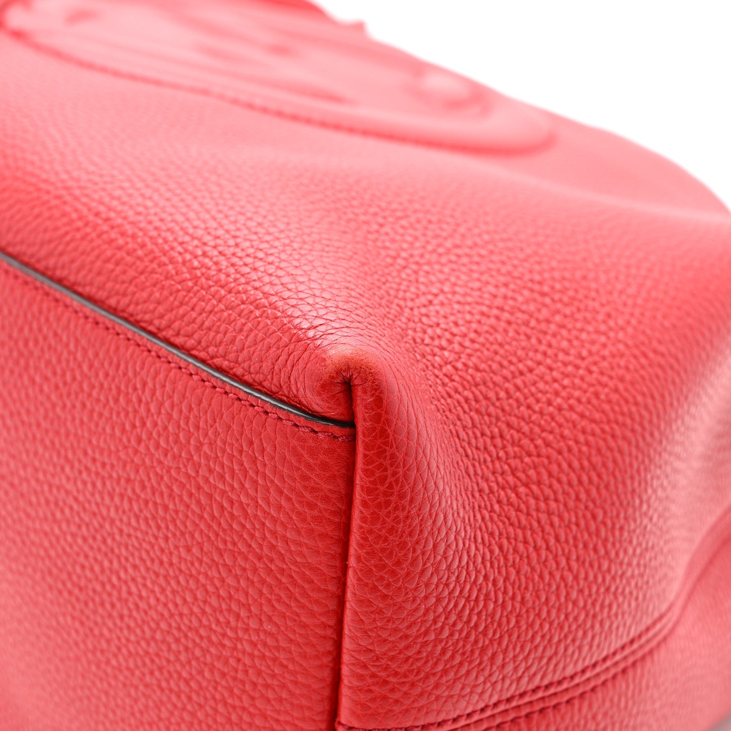 Cellarius Calfskin Medium Soho Chain Shoulder Bag Vibrant Red