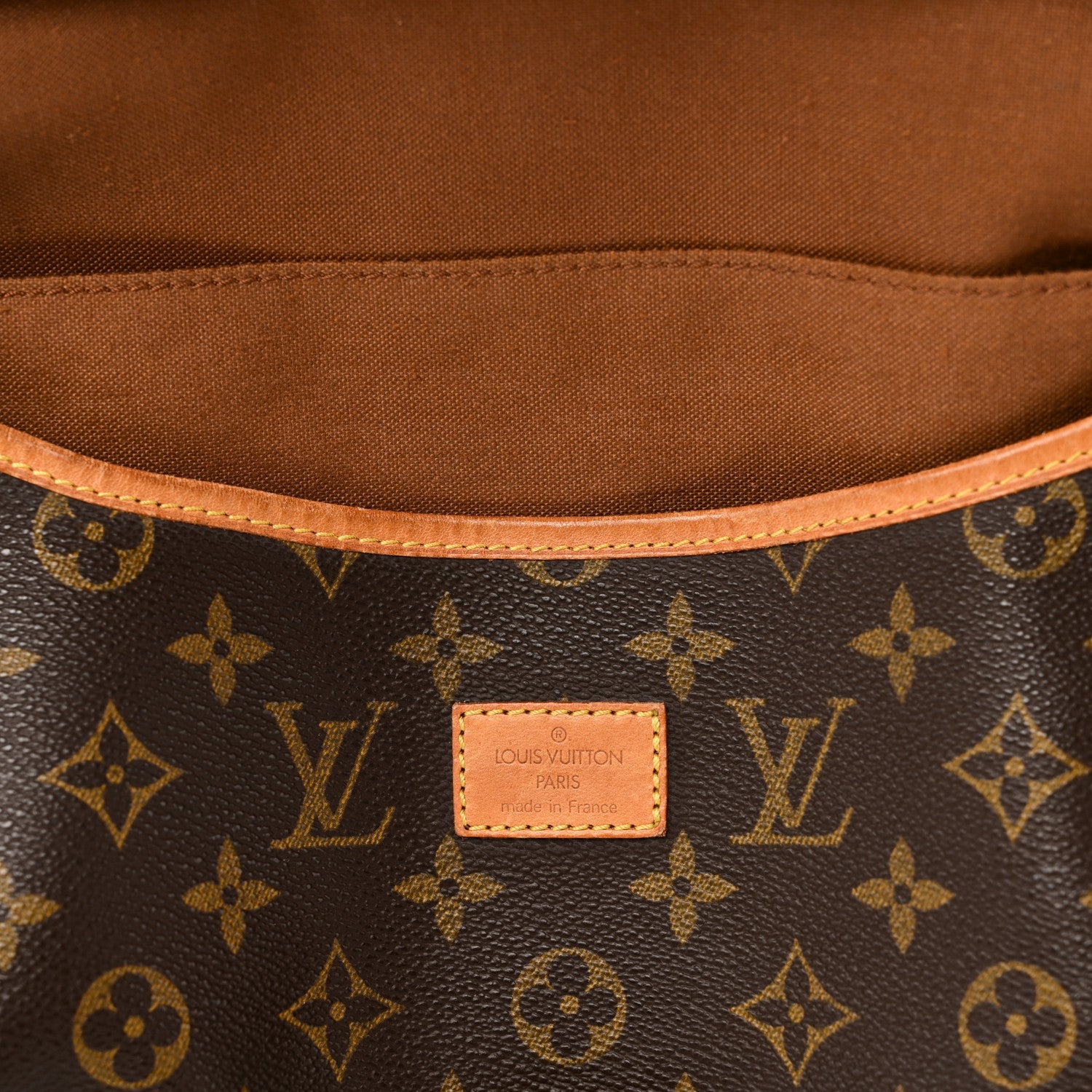 Monogram Saumur 35