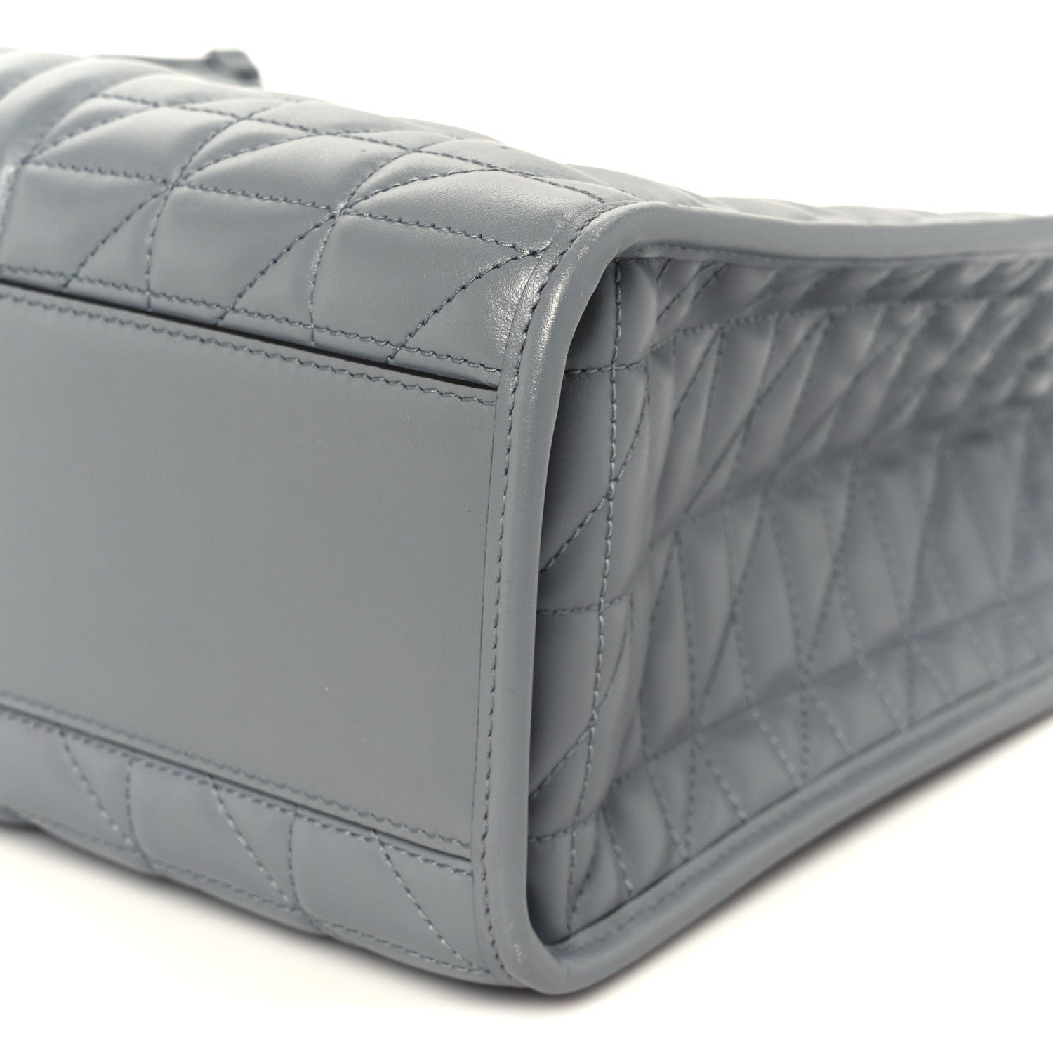 Calfskin Matelasse Aria Medium GG Marmont Shoulder Tote Deep Grey