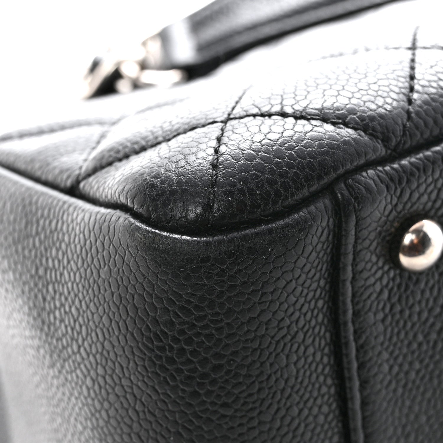 Caviar Quilted XL Grand Shopping Tote GST Black