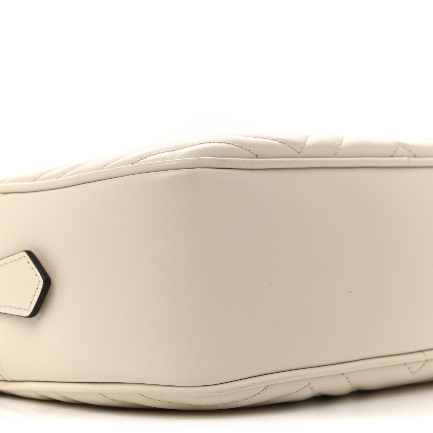 Calfskin Matelasse Small GG Marmont Chain Shoulder Bag White