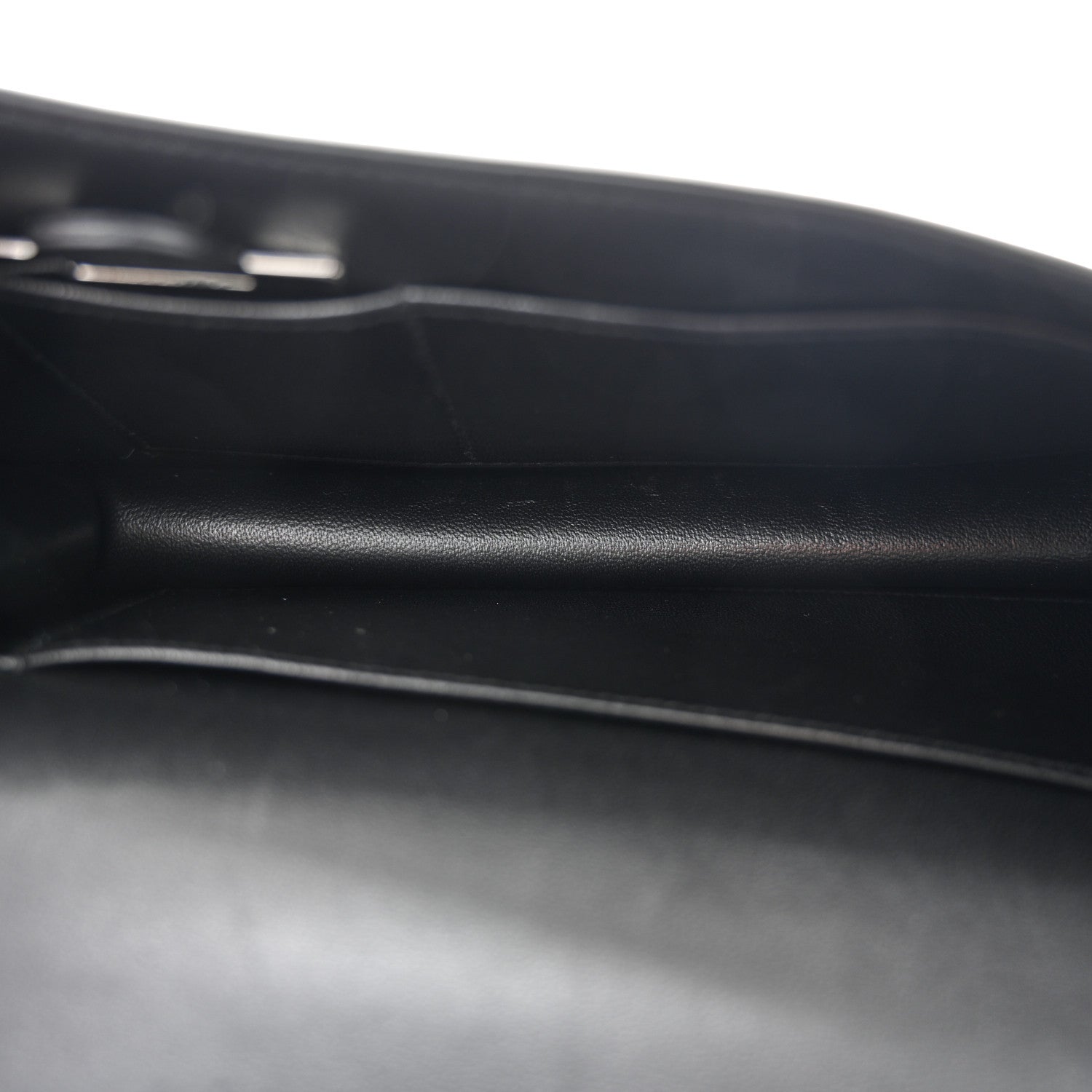 Epsom Constance 1-Elan Black