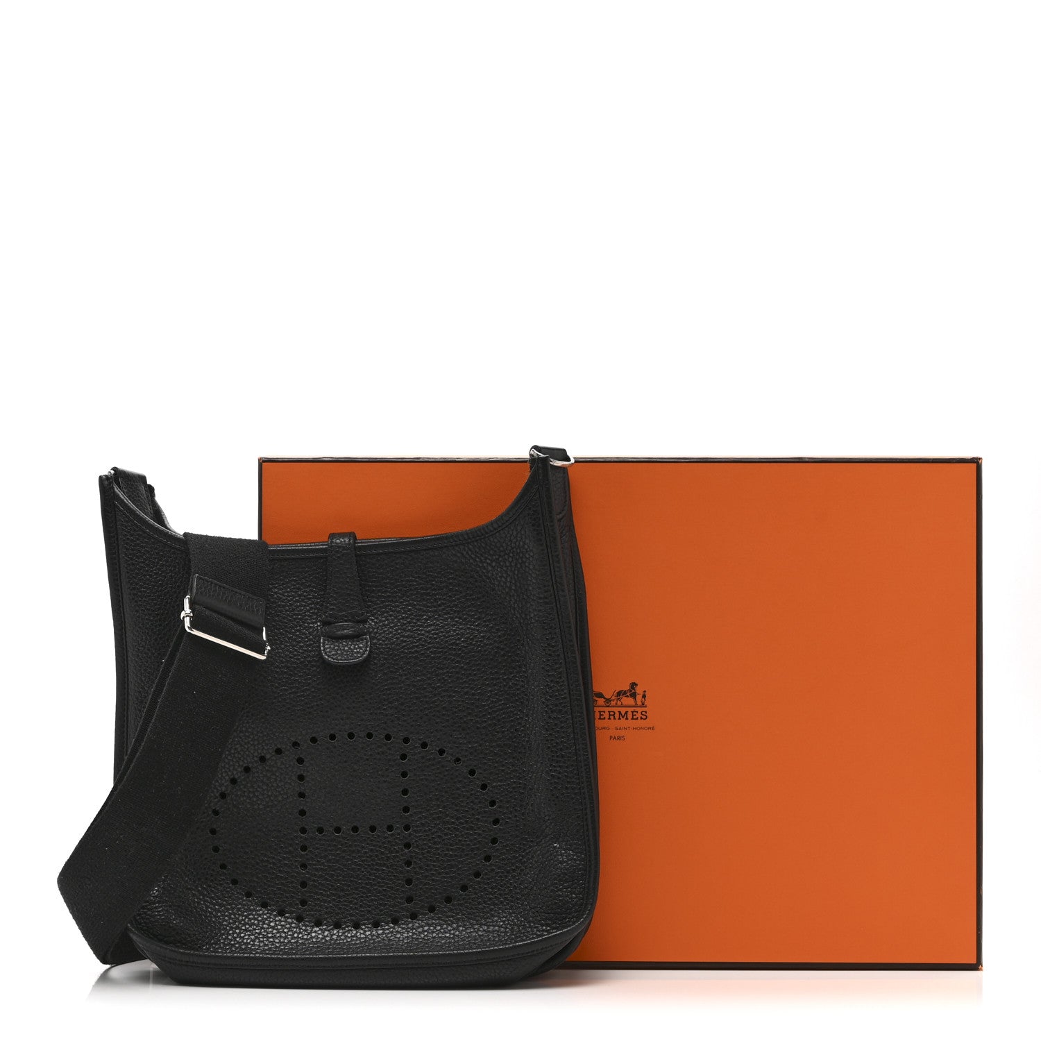 Taurillon Clemence Evelyne III PM Black