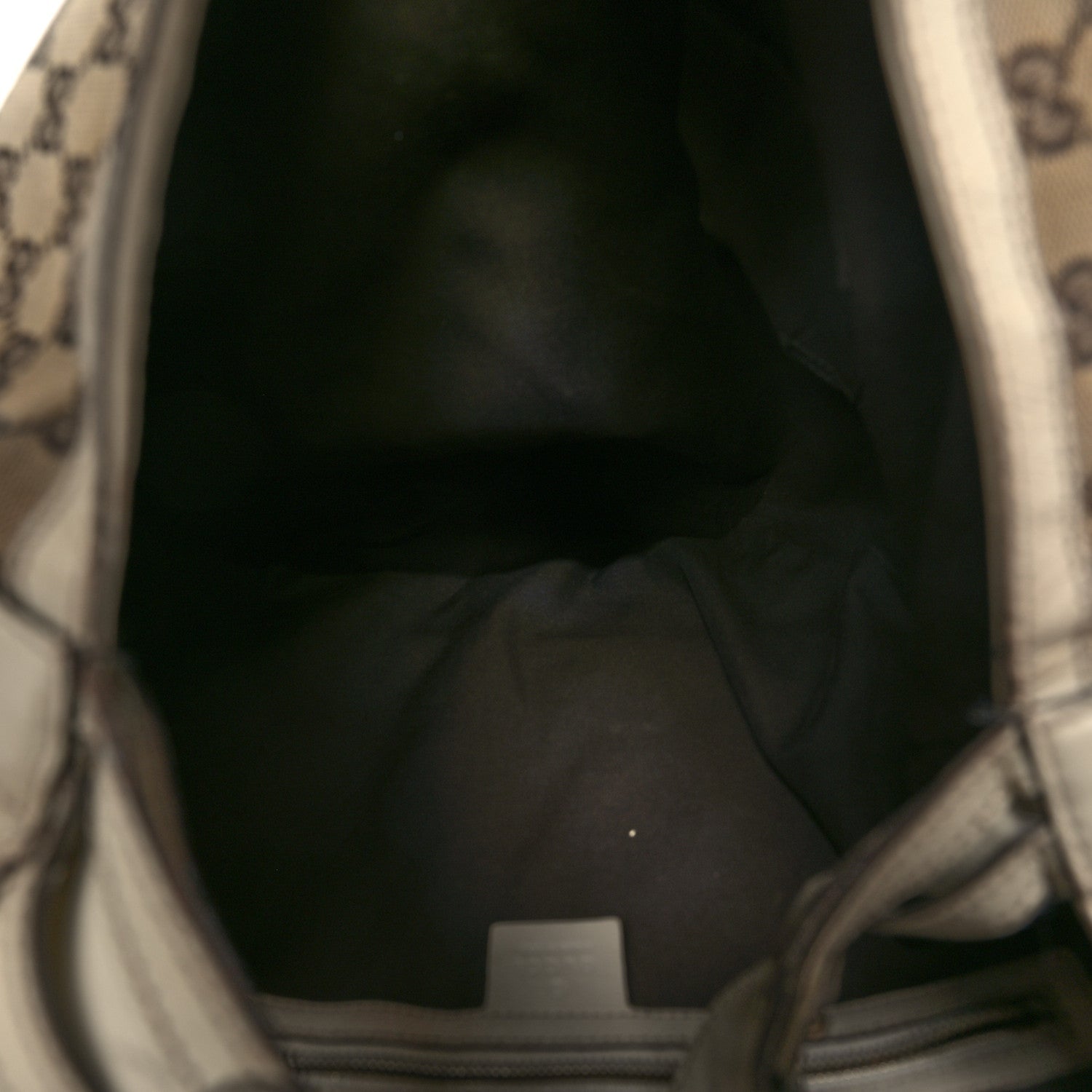 Monogram Large Wave Hobo Off White