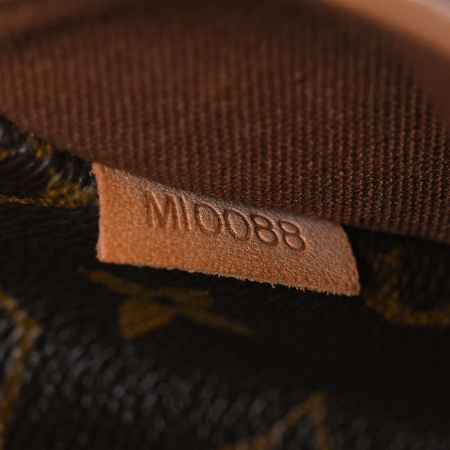 Monogram Bosphore PM Messenger