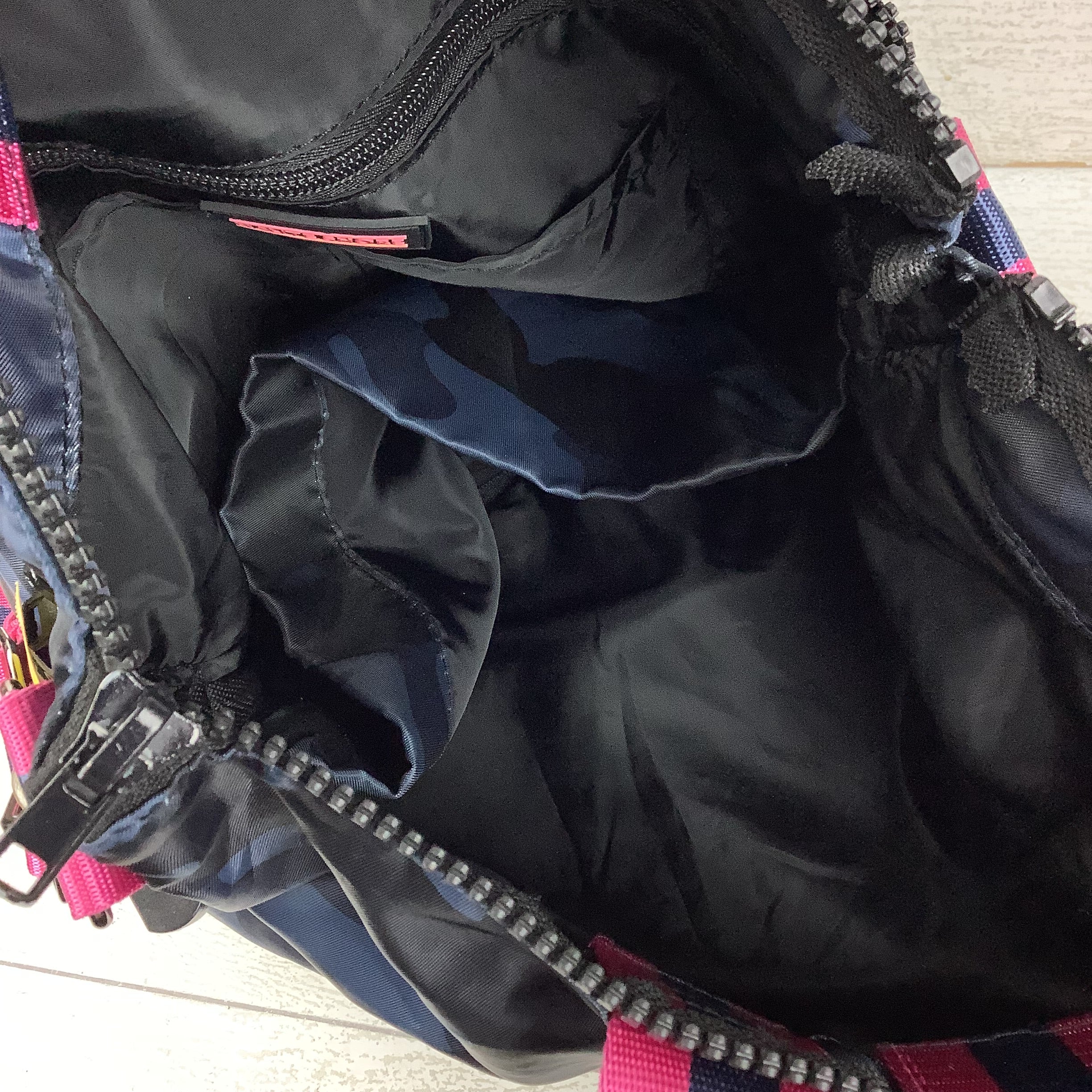 Handbag By Haute Shore, Size: Medium