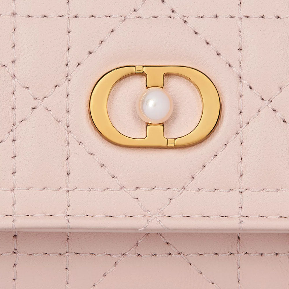 CHRISTIAN DIOR