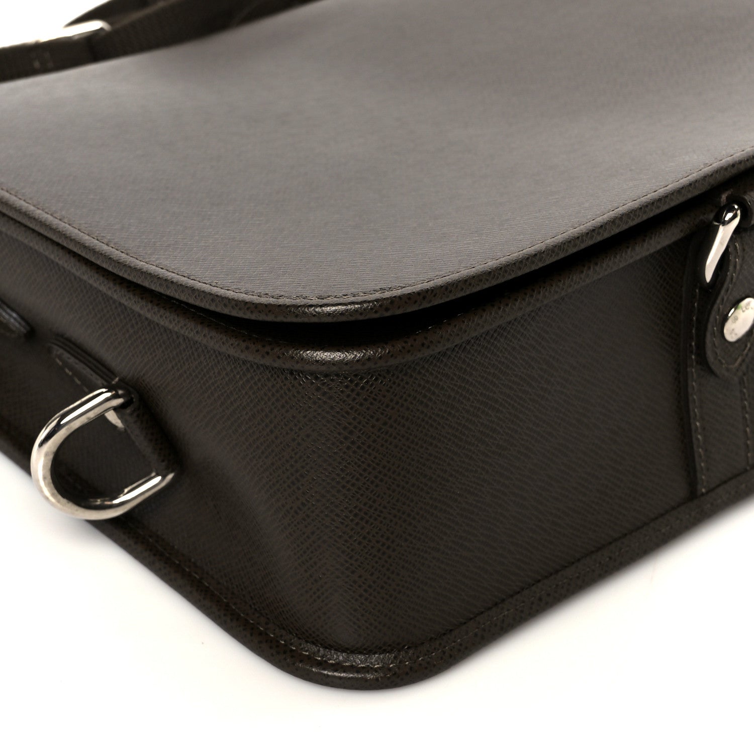 Taiga Andrei Messenger Bag Grizzli