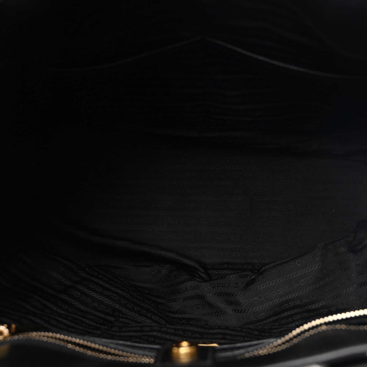 Saffiano Lux Large Tote Black