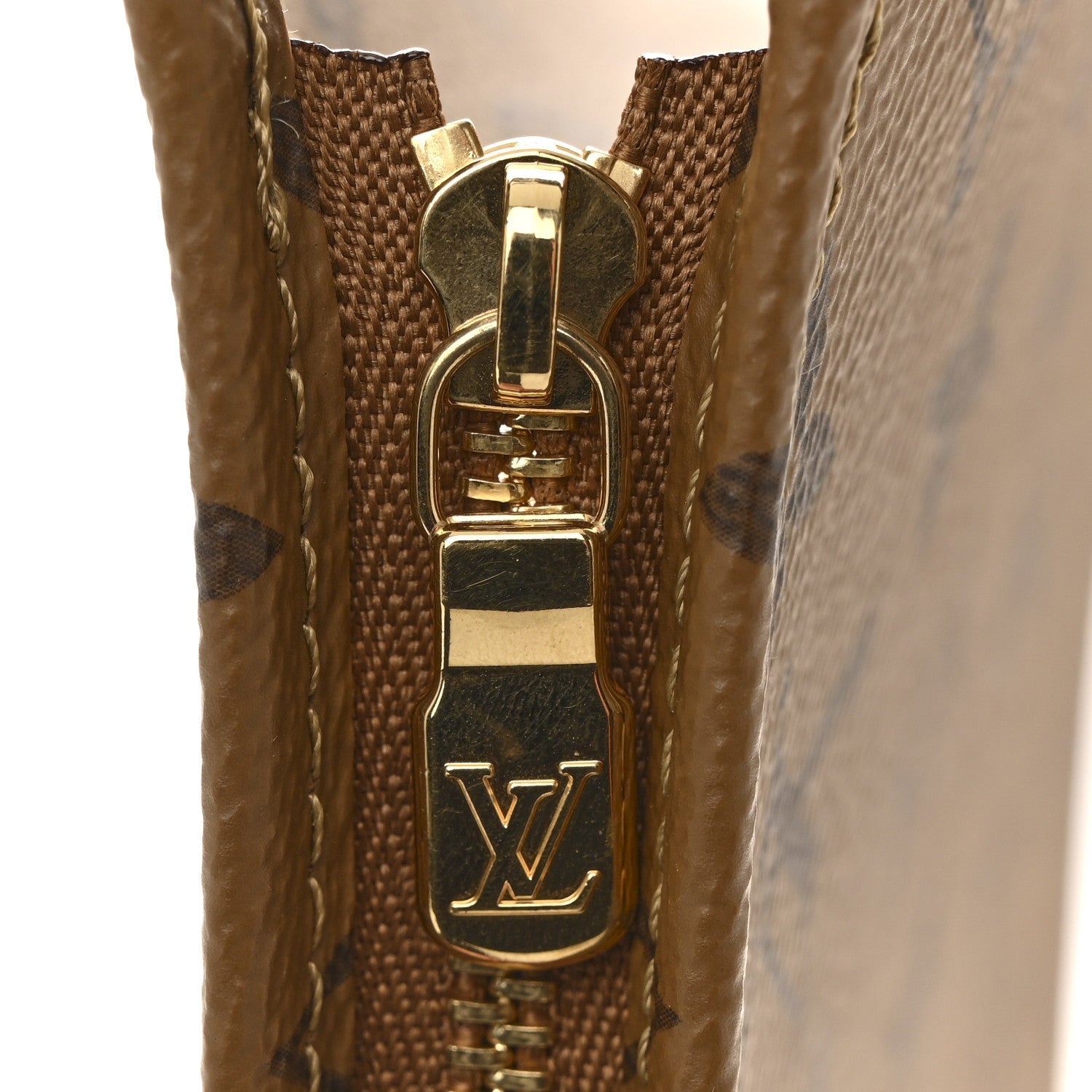 LV x SY Reverse Monogram Duck Toilet Pouch 26