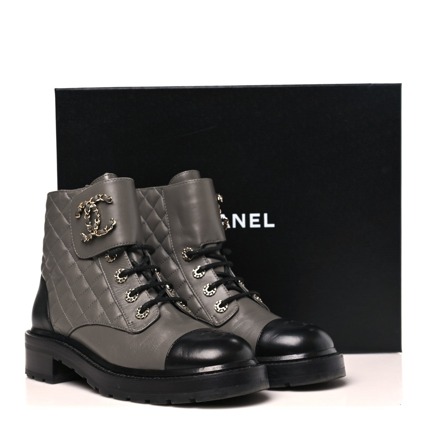 Shiny Lambskin Quilted Lace Up Combat Boots 39.5 Grey Black