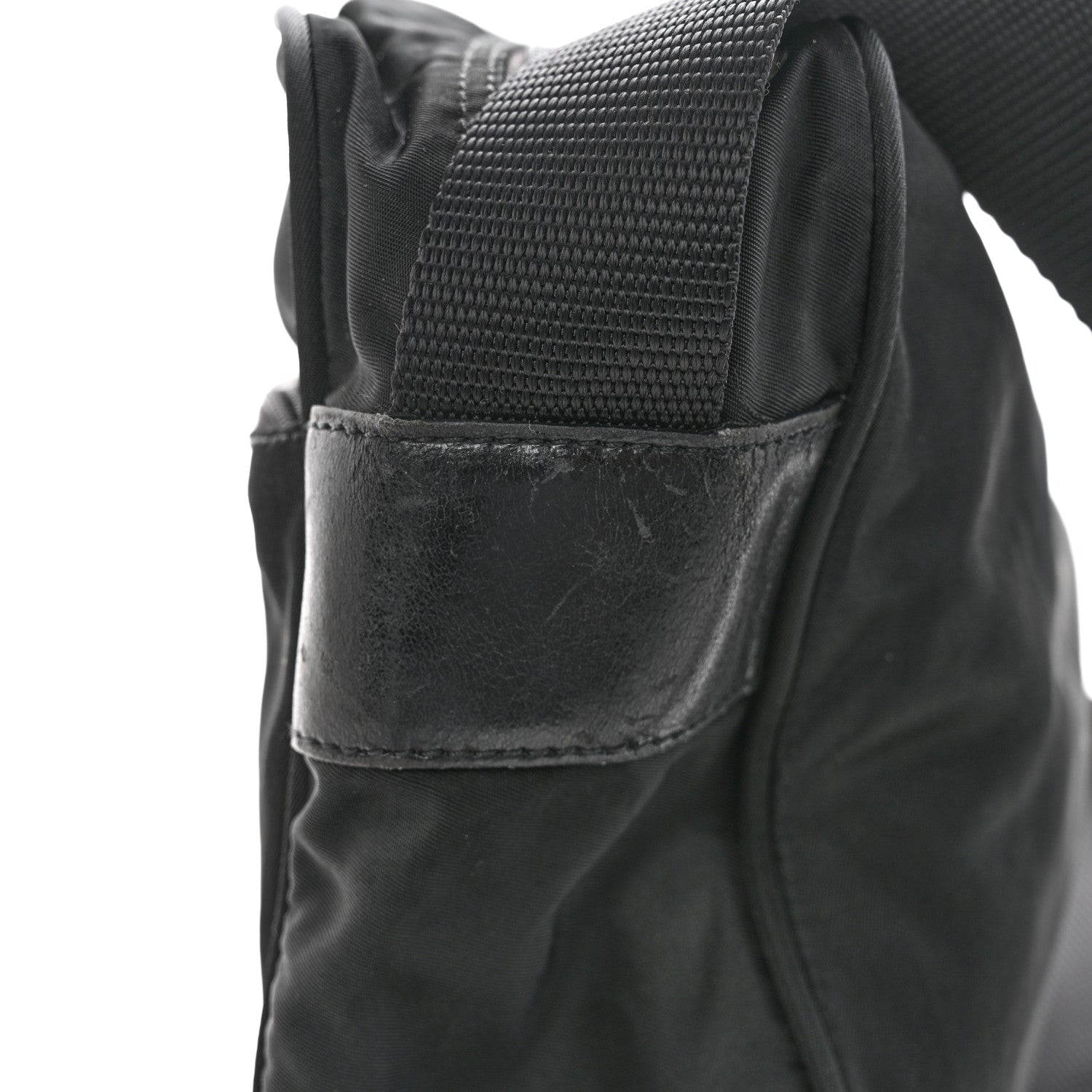 Nylon Vela Messenger Bag Black