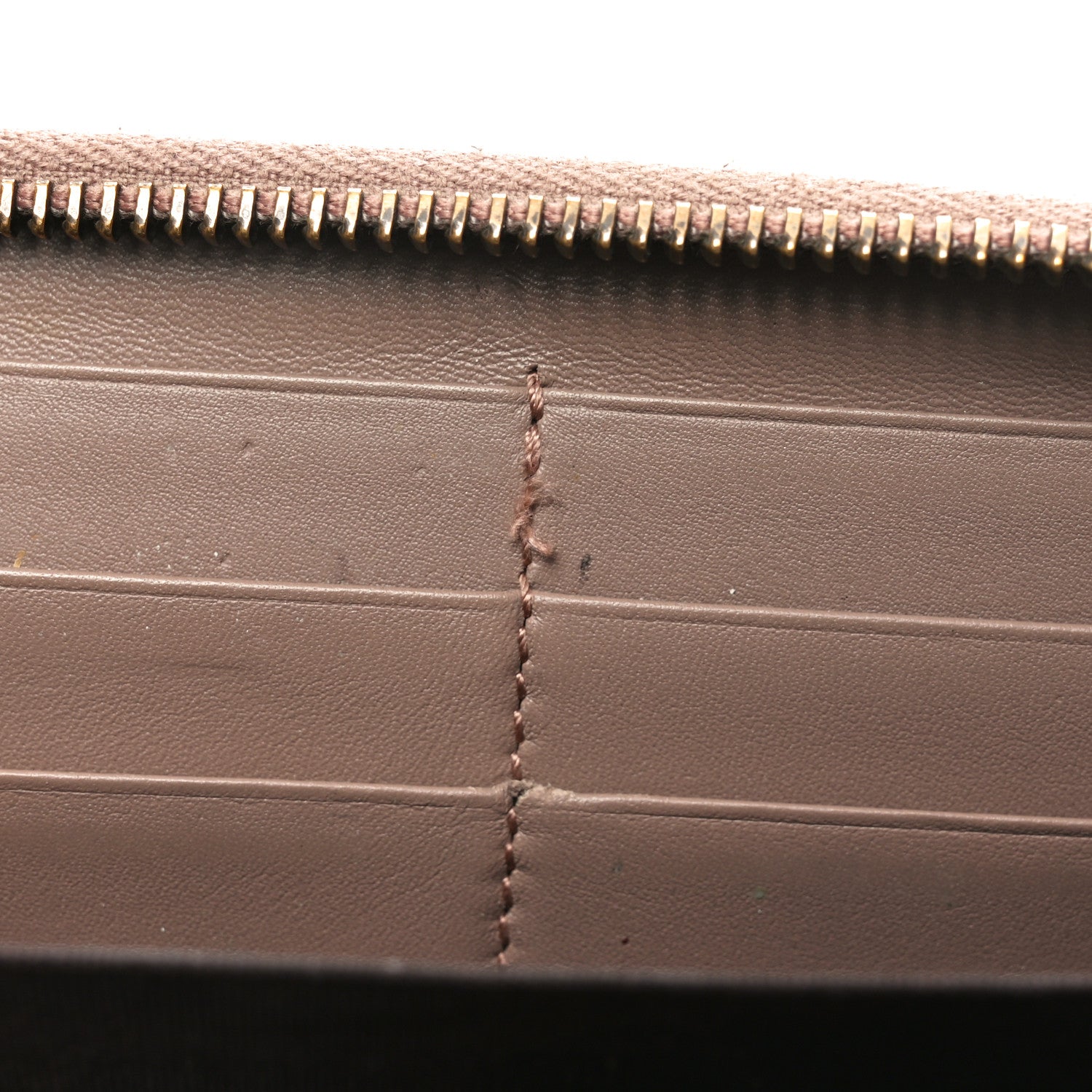 Calfskin Matelasse GG Marmont Zip Around Organizer Wallet Porcelain Rose
