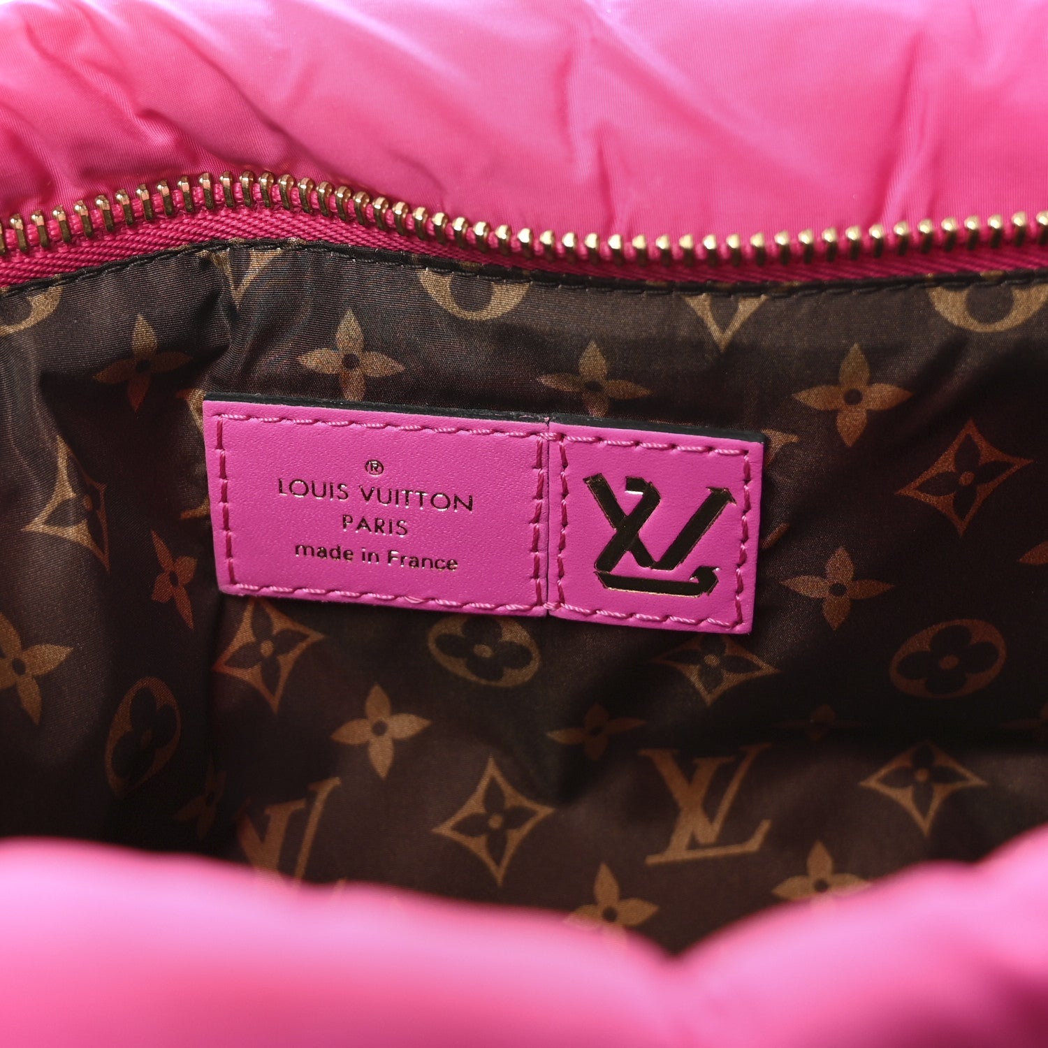 Econyl Monogram Pillow Maxi Multi Pochette Accessories Mini Pochette Fuchsia