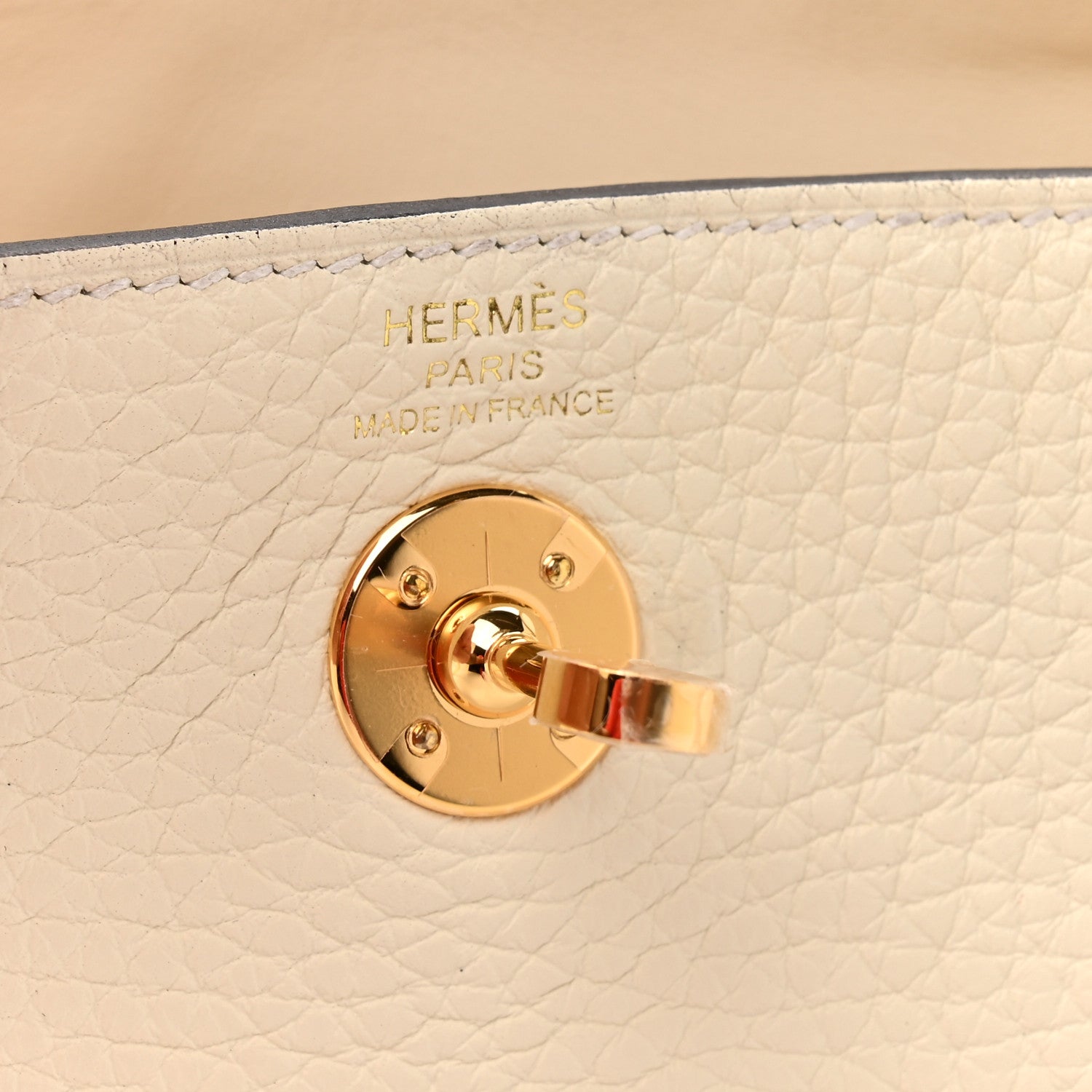 Taurillon Clemence Mini Lindy 20 So Cream