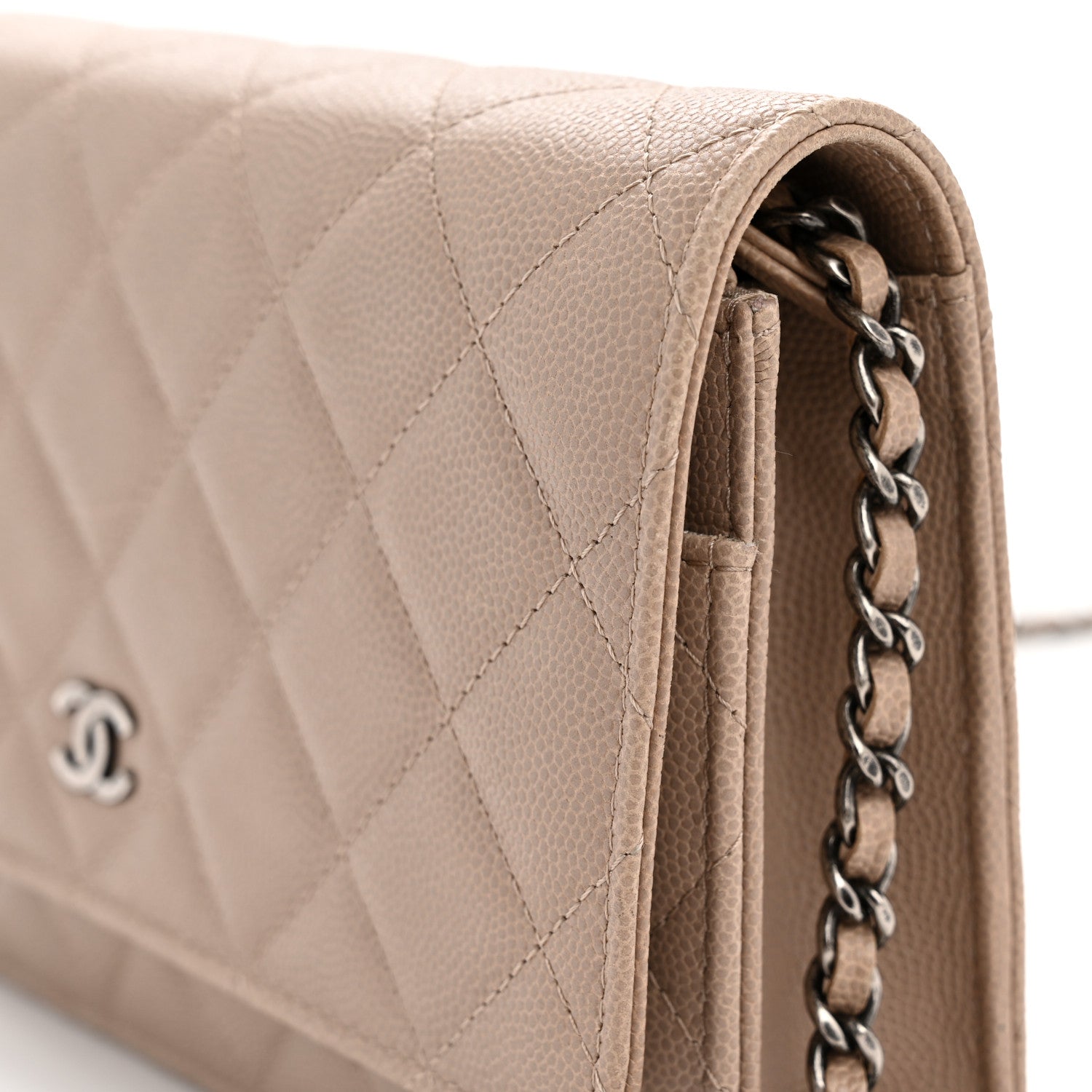Caviar Quilted Wallet On Chain WOC Beige