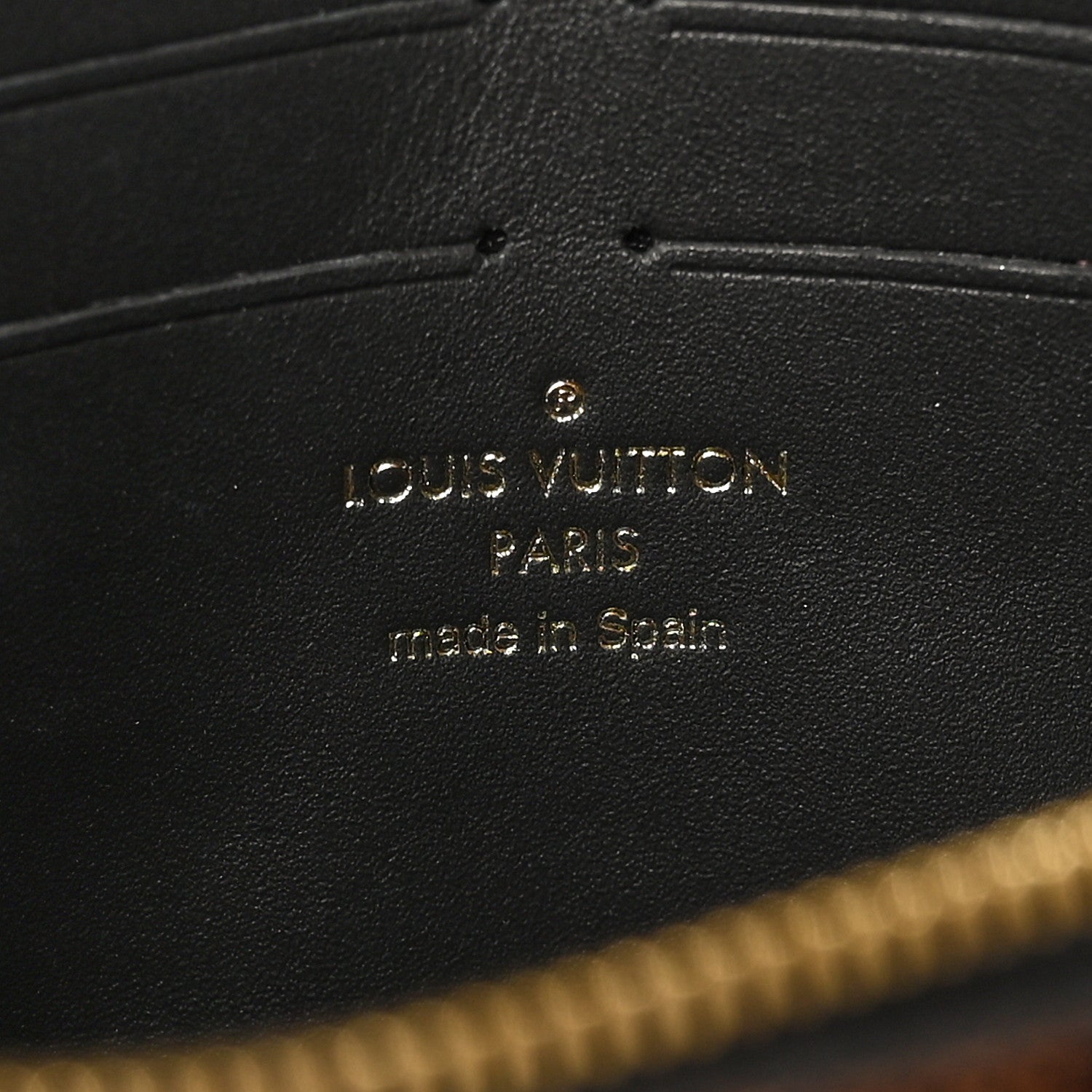 Damier Ebene Vavin Chain Wallet Black