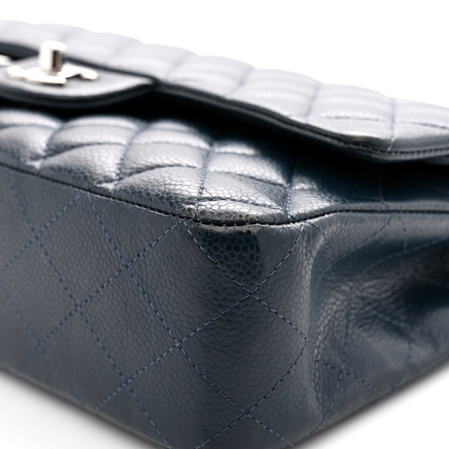 Caviar Quilted Medium Double Flap Navy