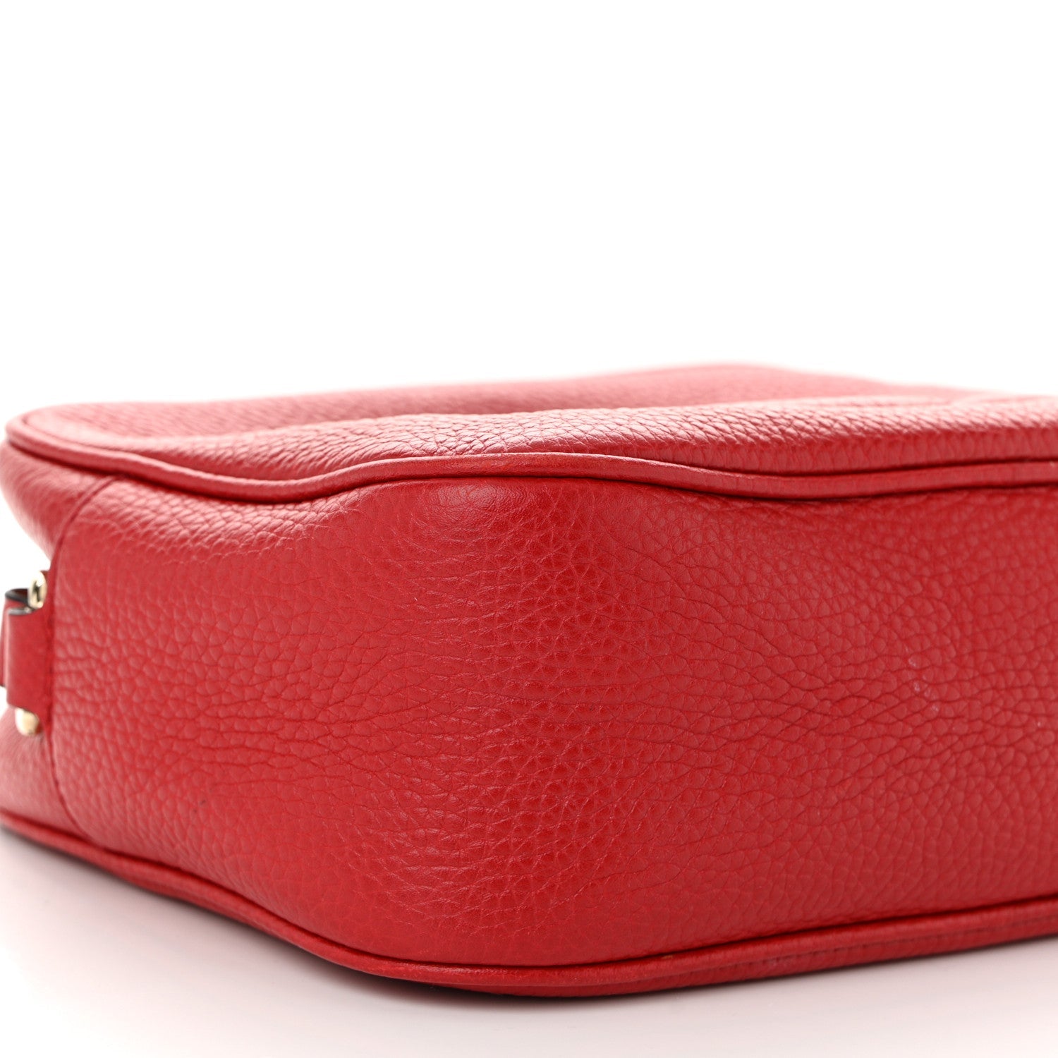 Pebbled Calfskin Small Soho Disco Bag Vibrant Red