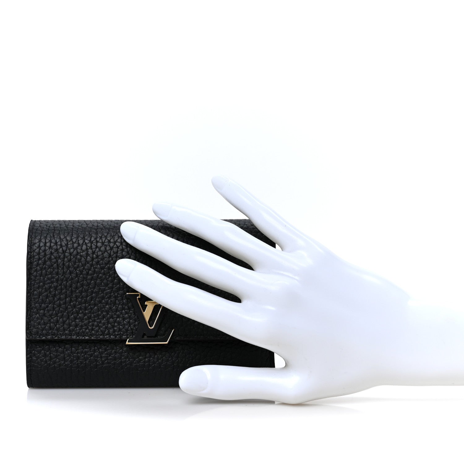 Taurillon Capucines Compact Wallet Black
