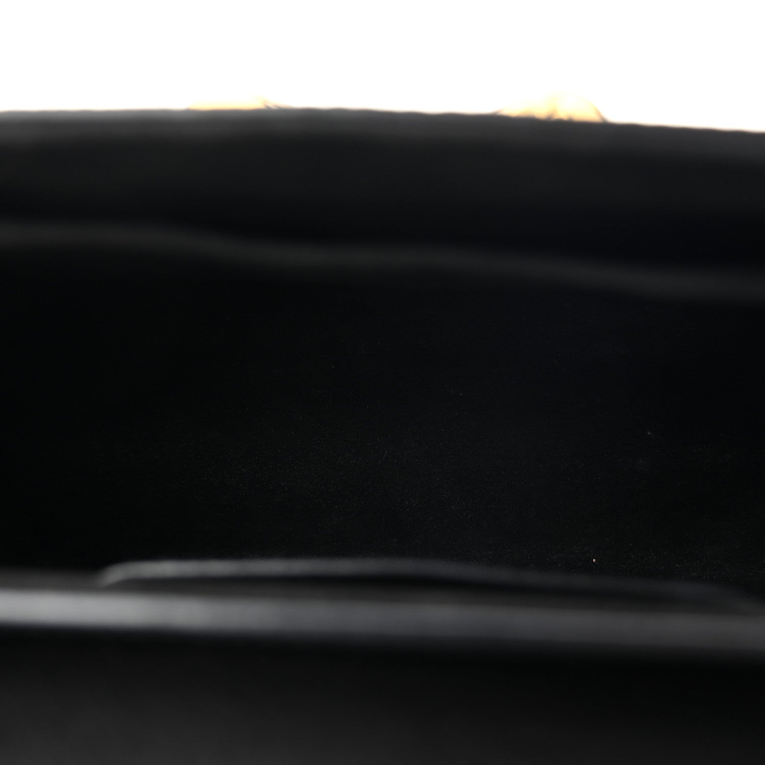 Epi Twist Shoulder Bag MM Black