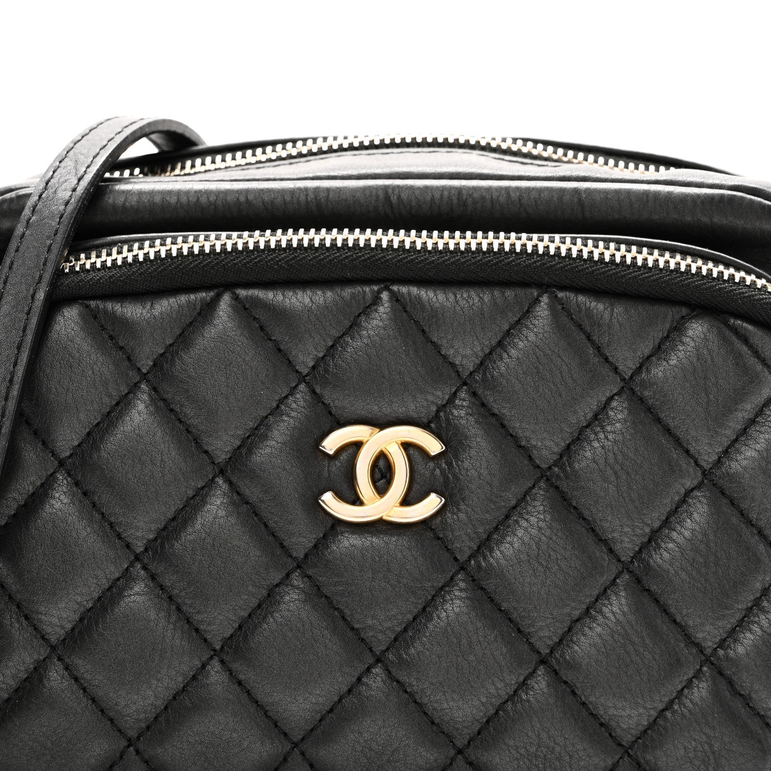 Calfskin Quilted Day Trips Camera Case Black