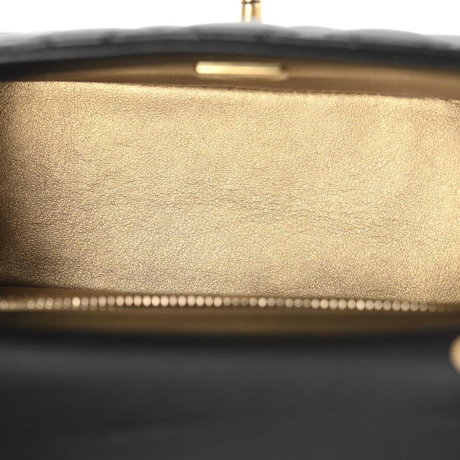 Lambskin Quilted Mini Pearl Crush Flap Black