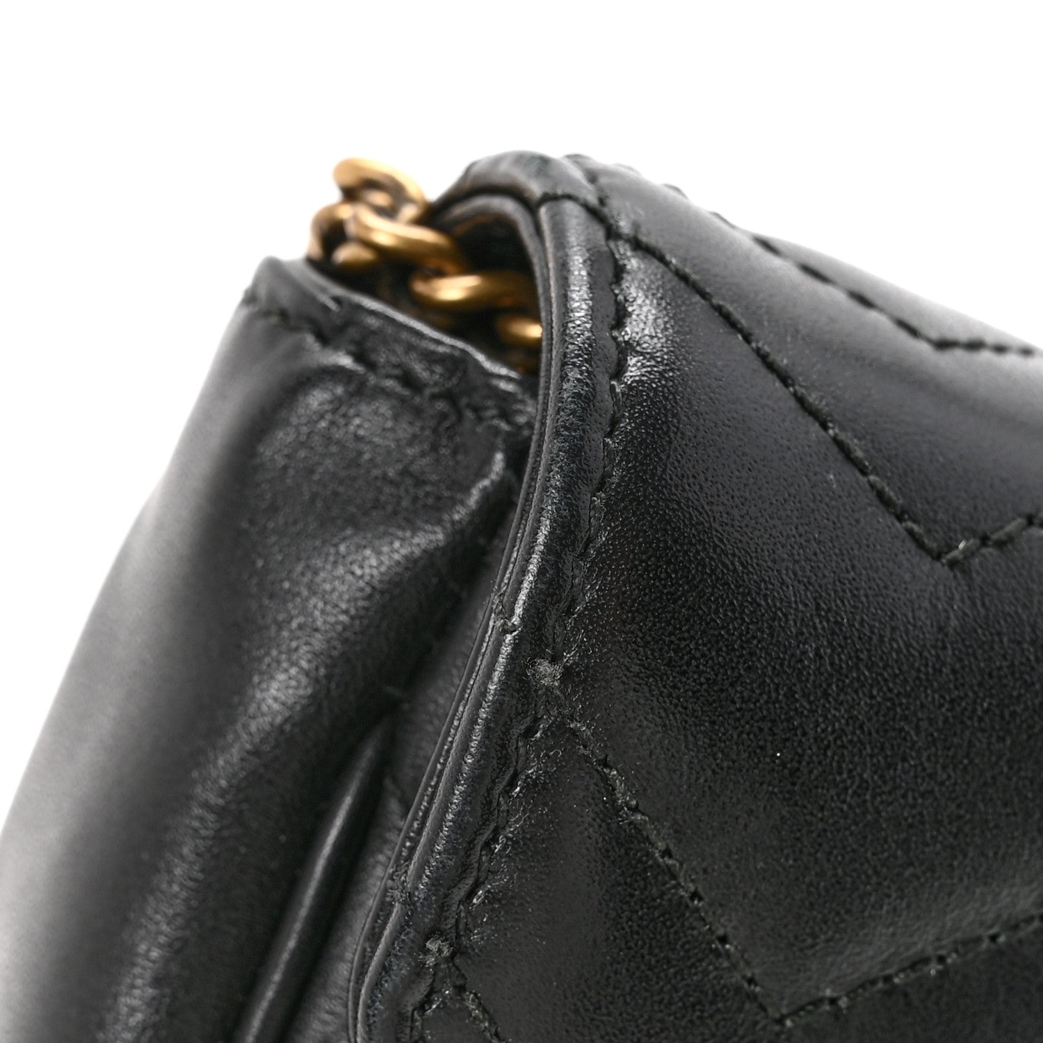 Calfskin Matelasse Super Mini GG Marmont Shoulder Bag Black