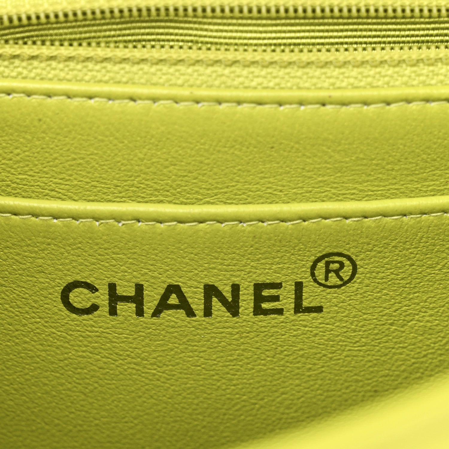 Lambskin Quilted CC Single Flap Green