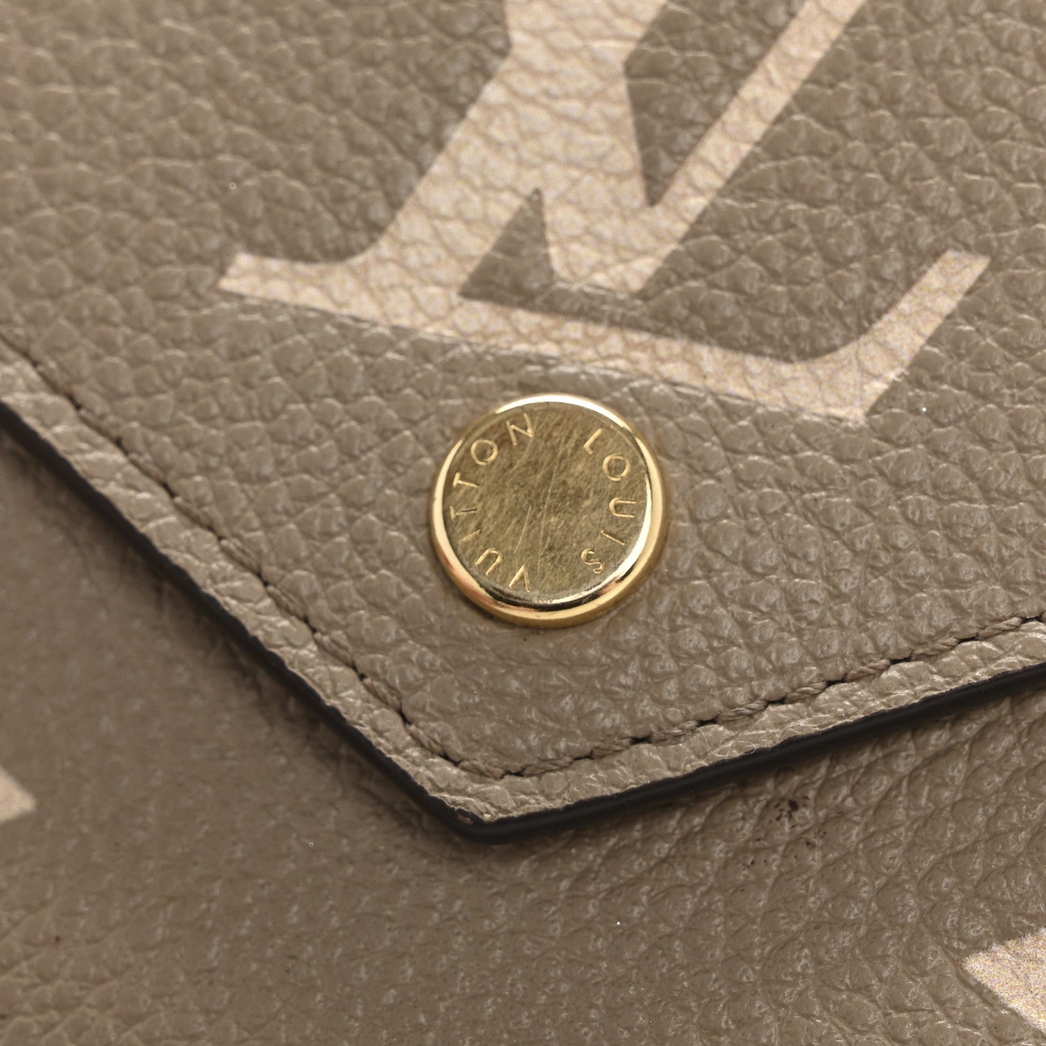 Empreinte Monogram Giant Victorine Wallet Tourterelle Creme