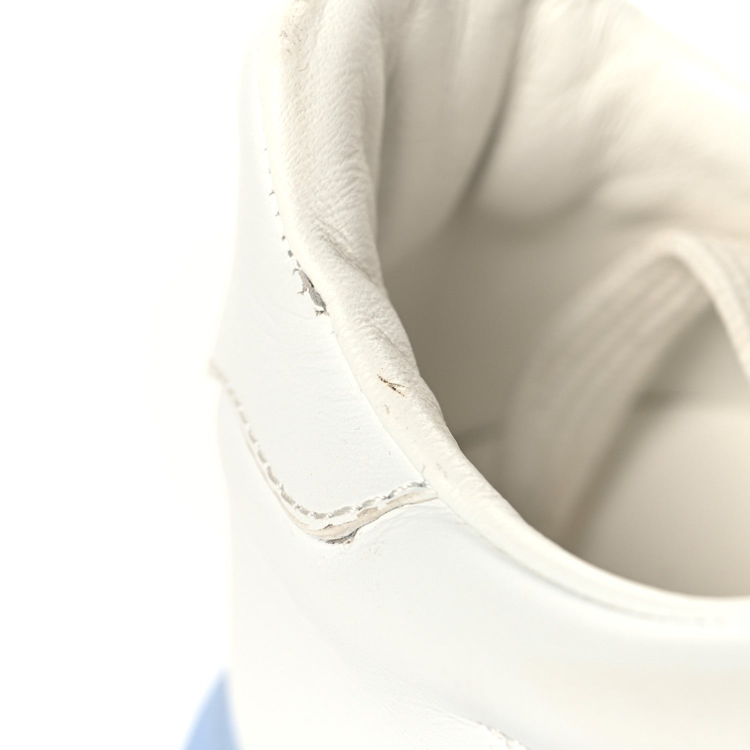 Calfskin Time Out LV Sneakers 40 Blue