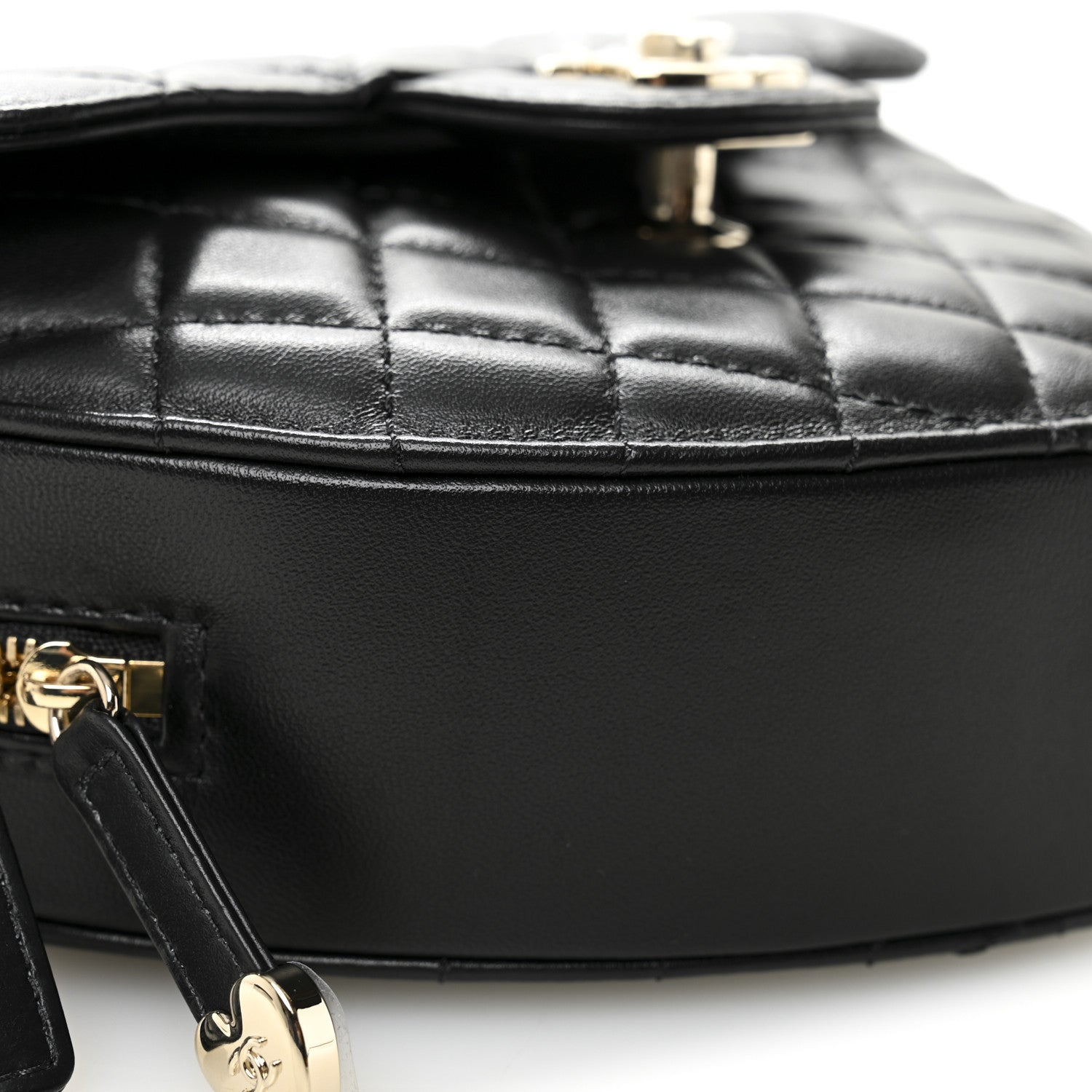 Lambskin Quilted Large CC In Love Heart Bag Black